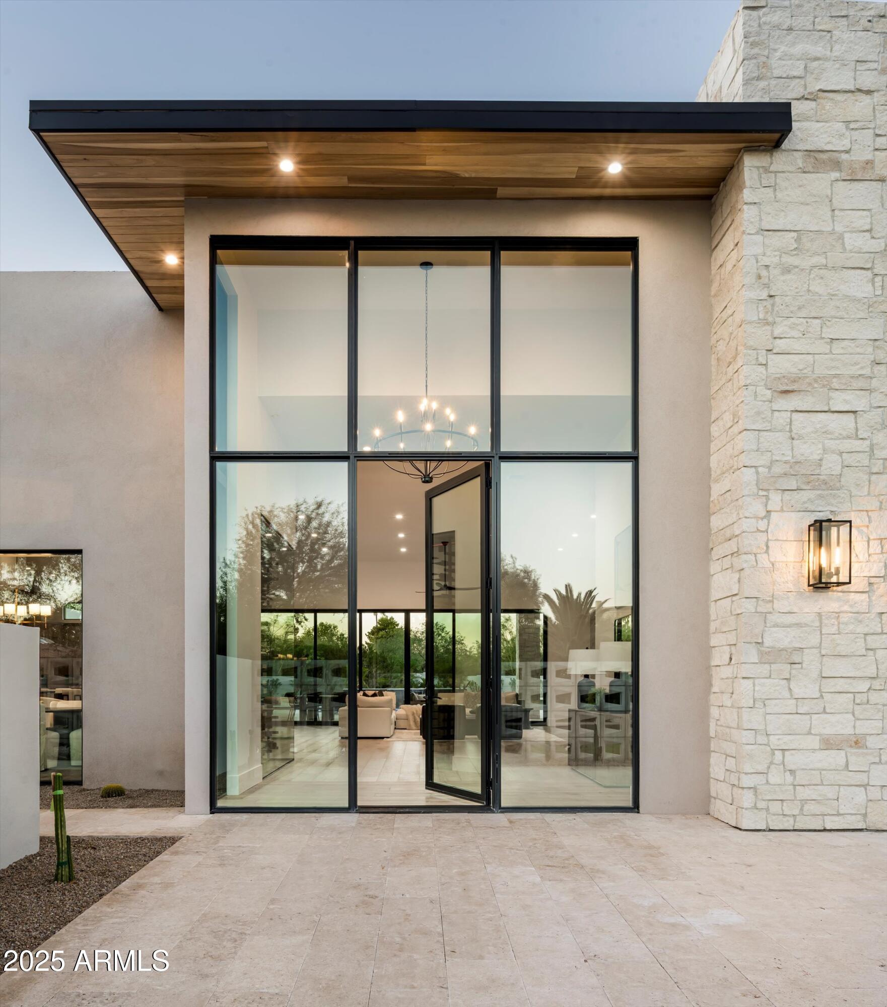 6748 E BERNEIL Lane, Paradise Valley