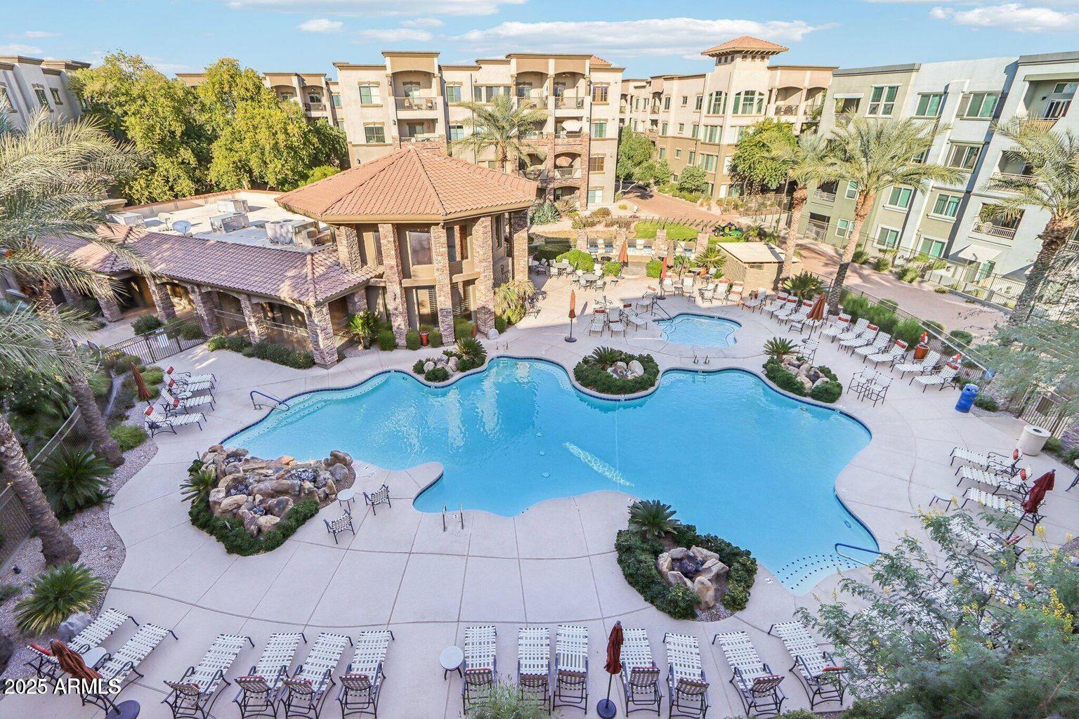 5450 E DEER VALLEY Drive 1006