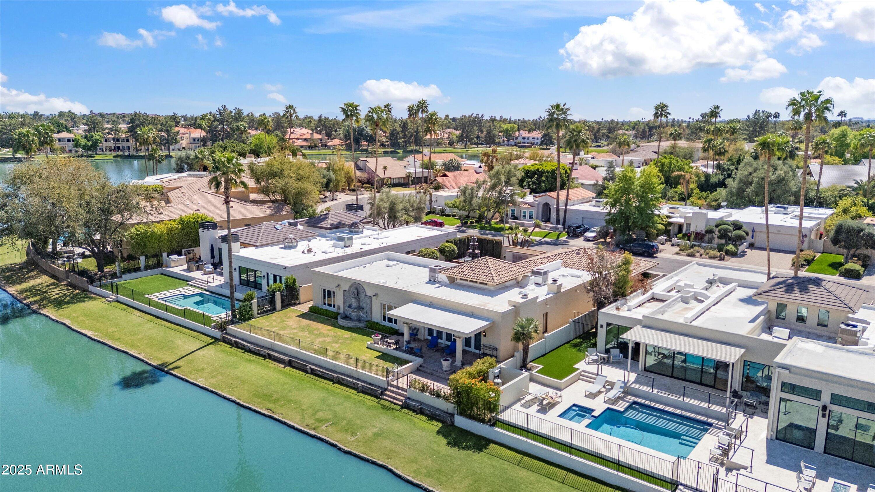 8156 E DEL CAPITAN Drive, Scottsdale