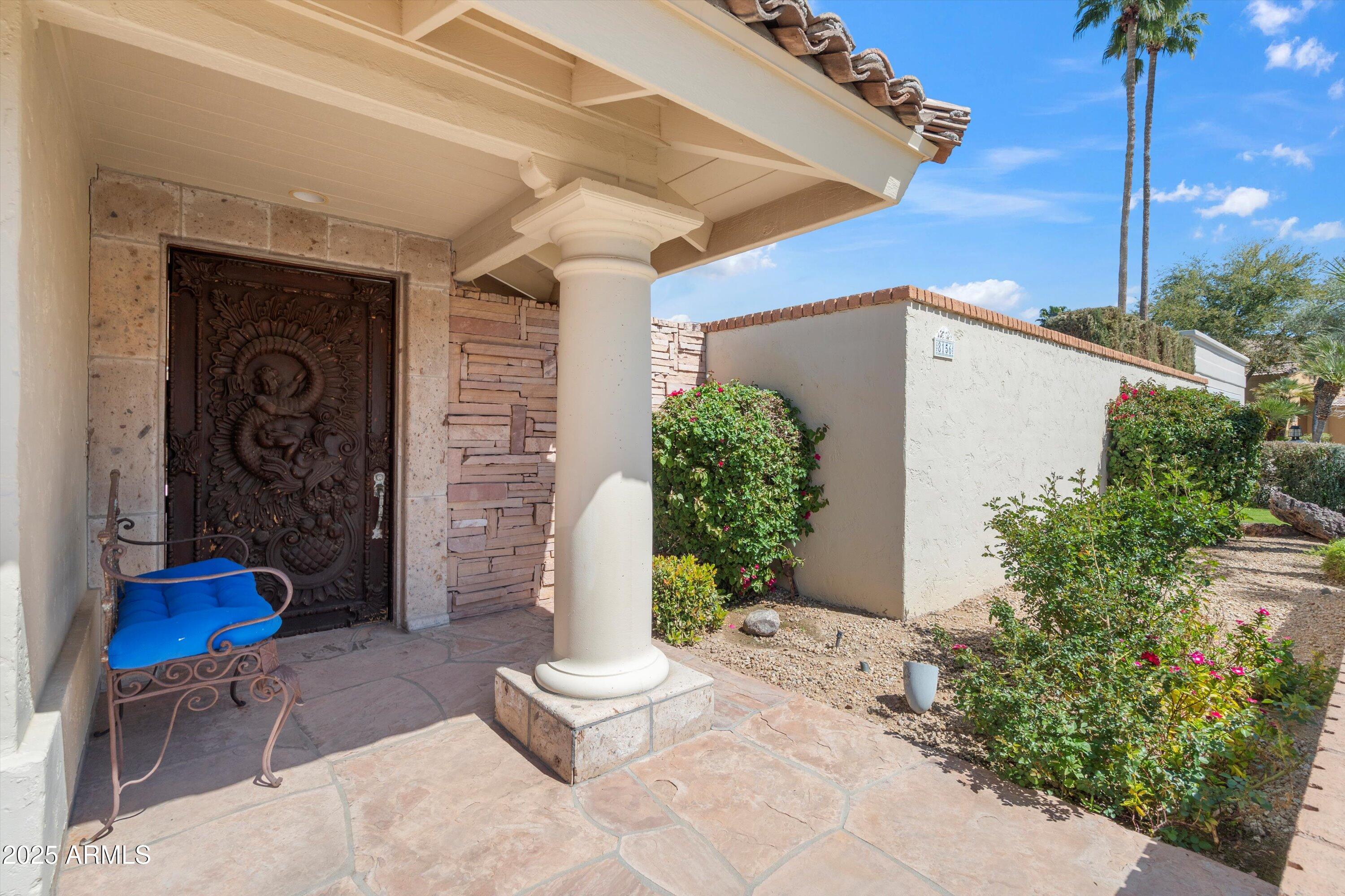 8156 E DEL CAPITAN Drive, Scottsdale