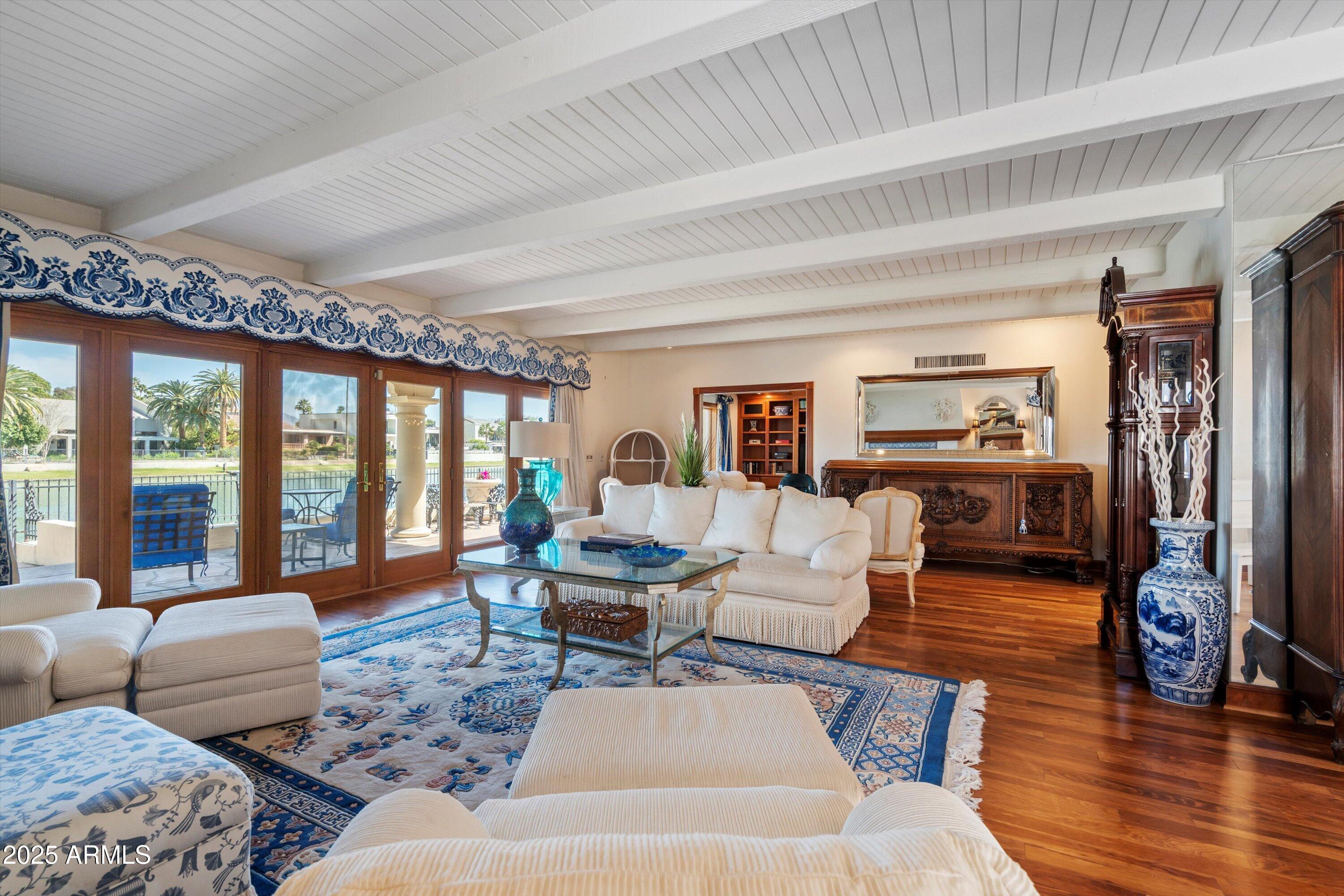 8156 E DEL CAPITAN Drive, Scottsdale