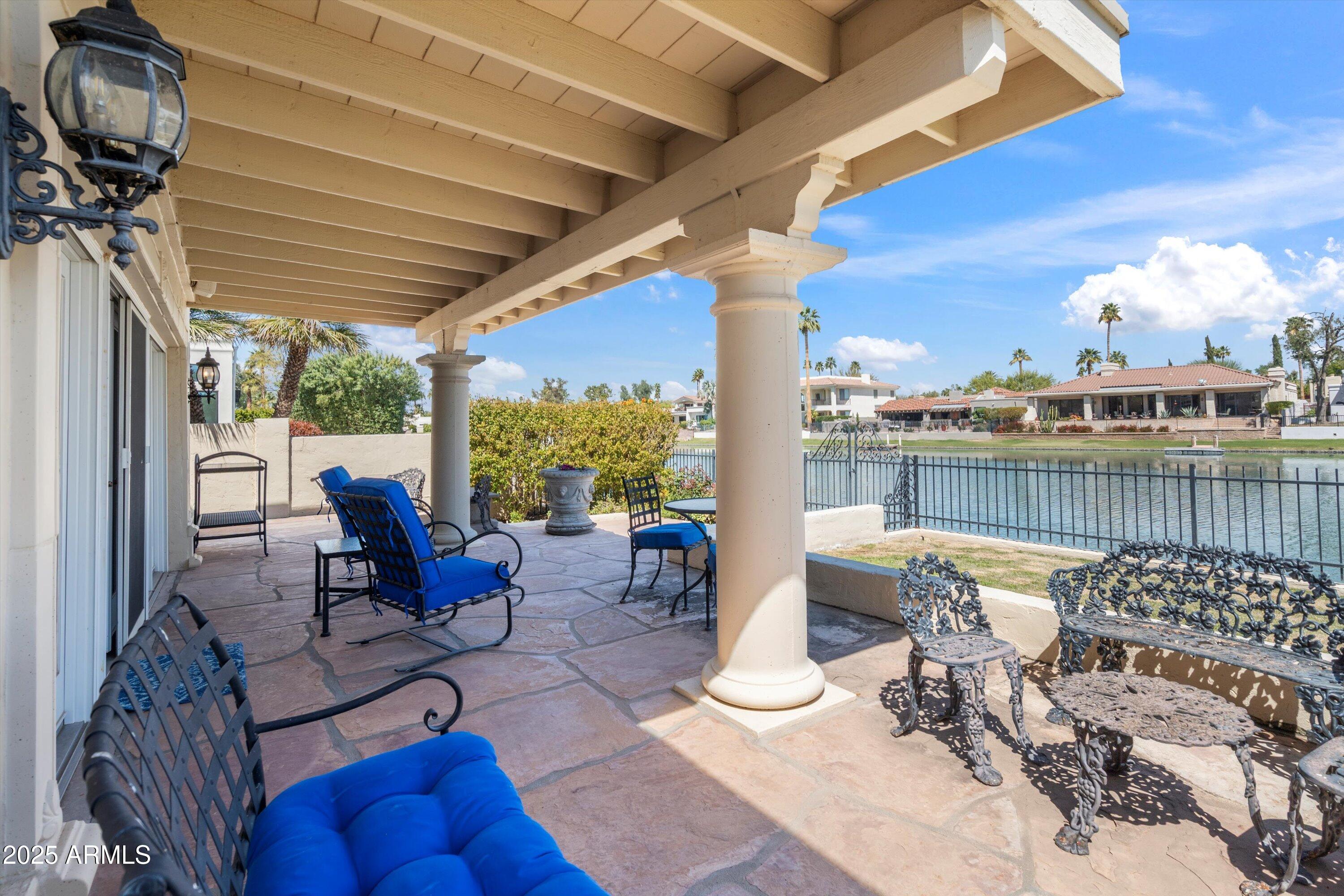 8156 E DEL CAPITAN Drive, Scottsdale