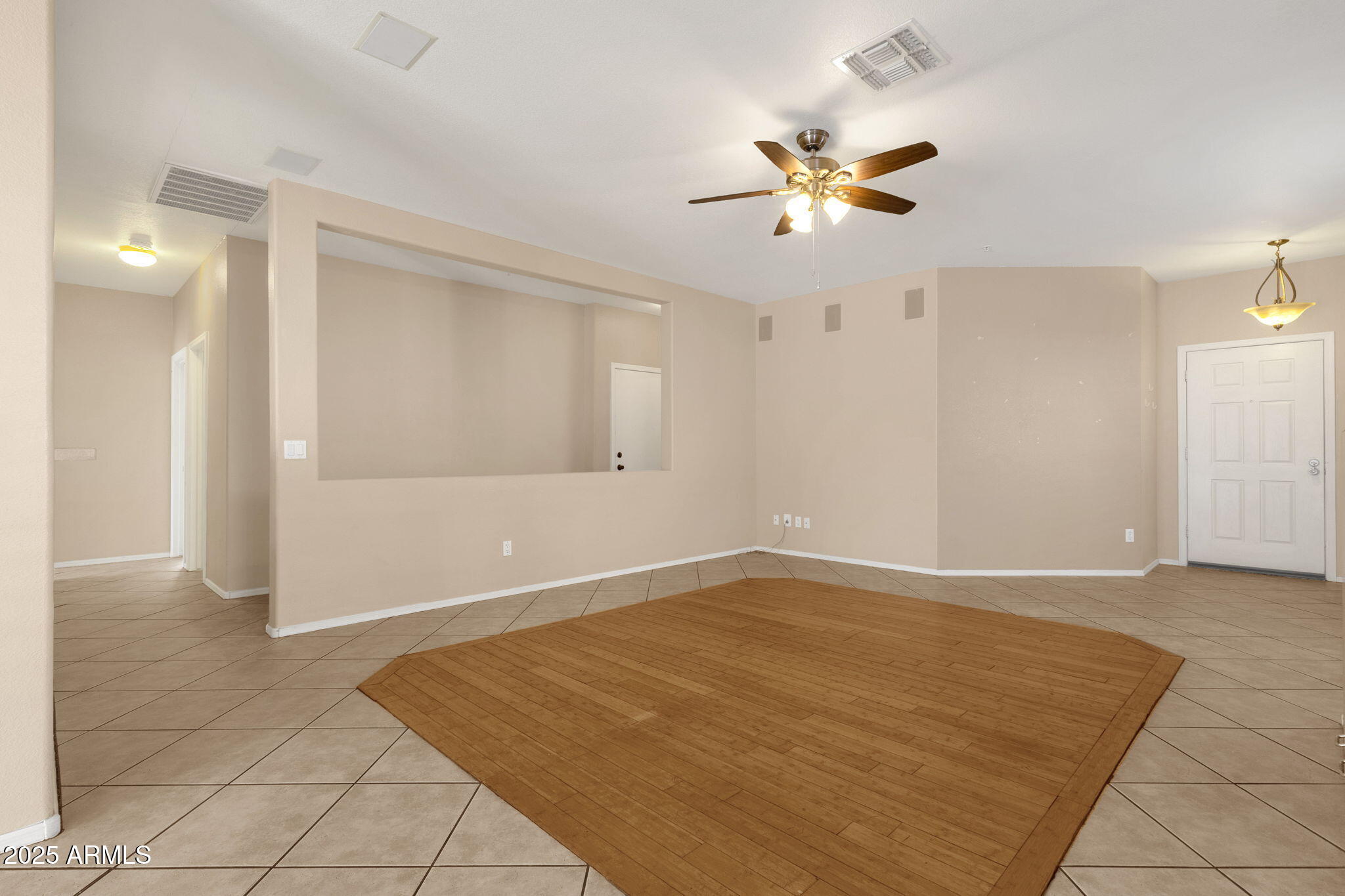 8941 E Shangri La Road