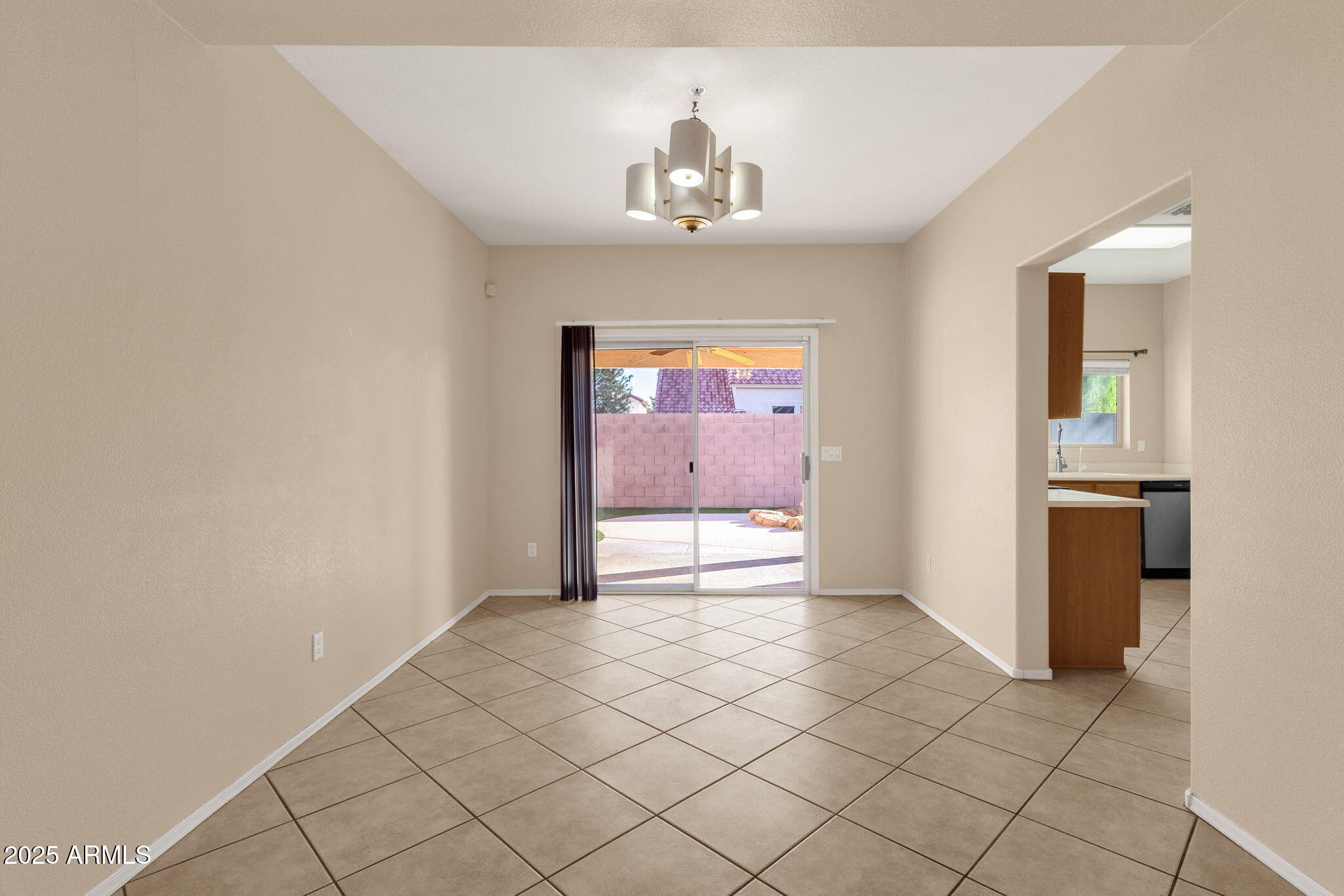 8941 E Shangri La Road