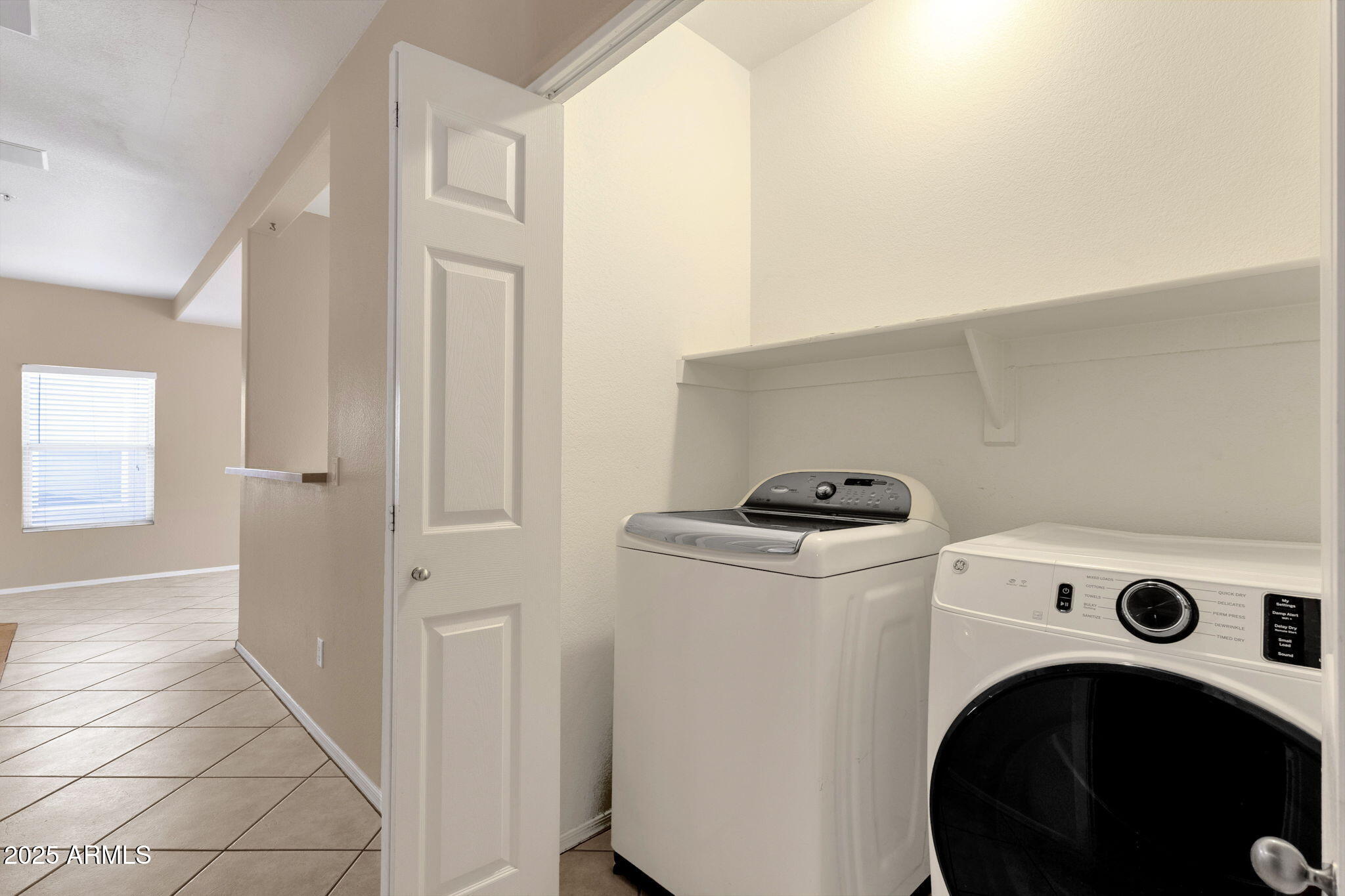 8941 E Shangri La Road