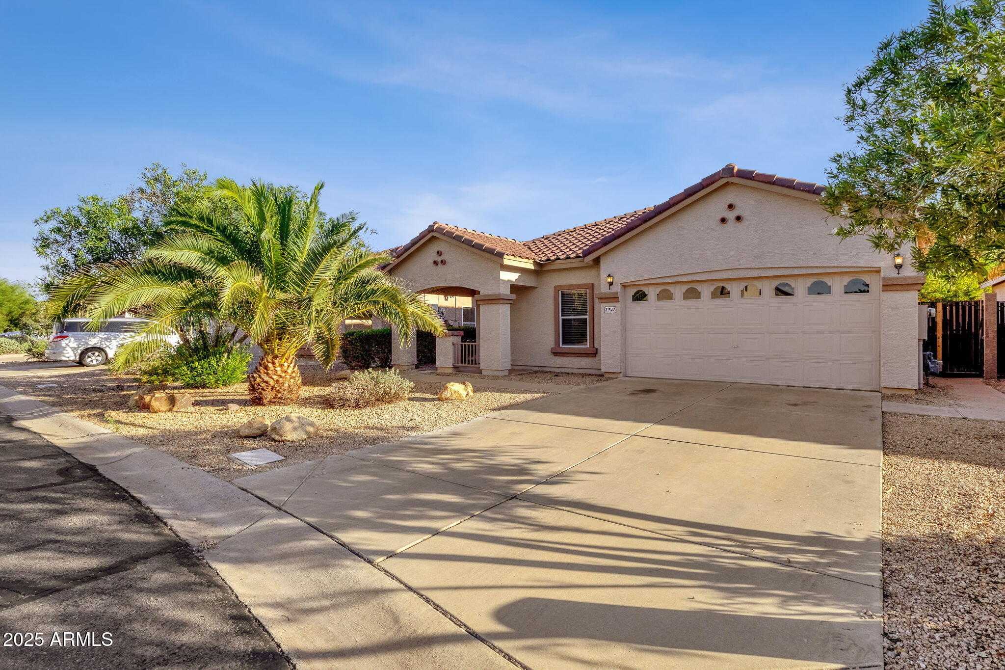 8941 E Shangri La Road