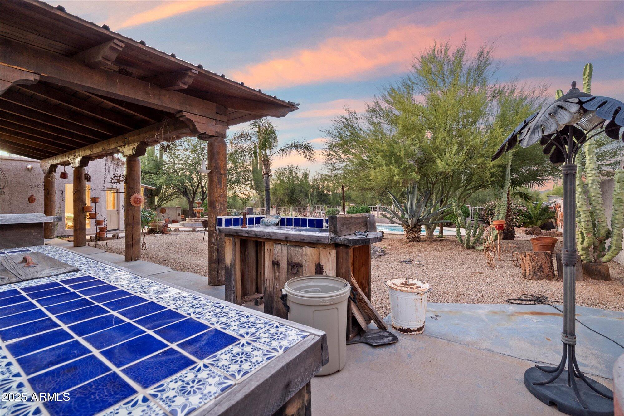 5428 E Yolantha Street