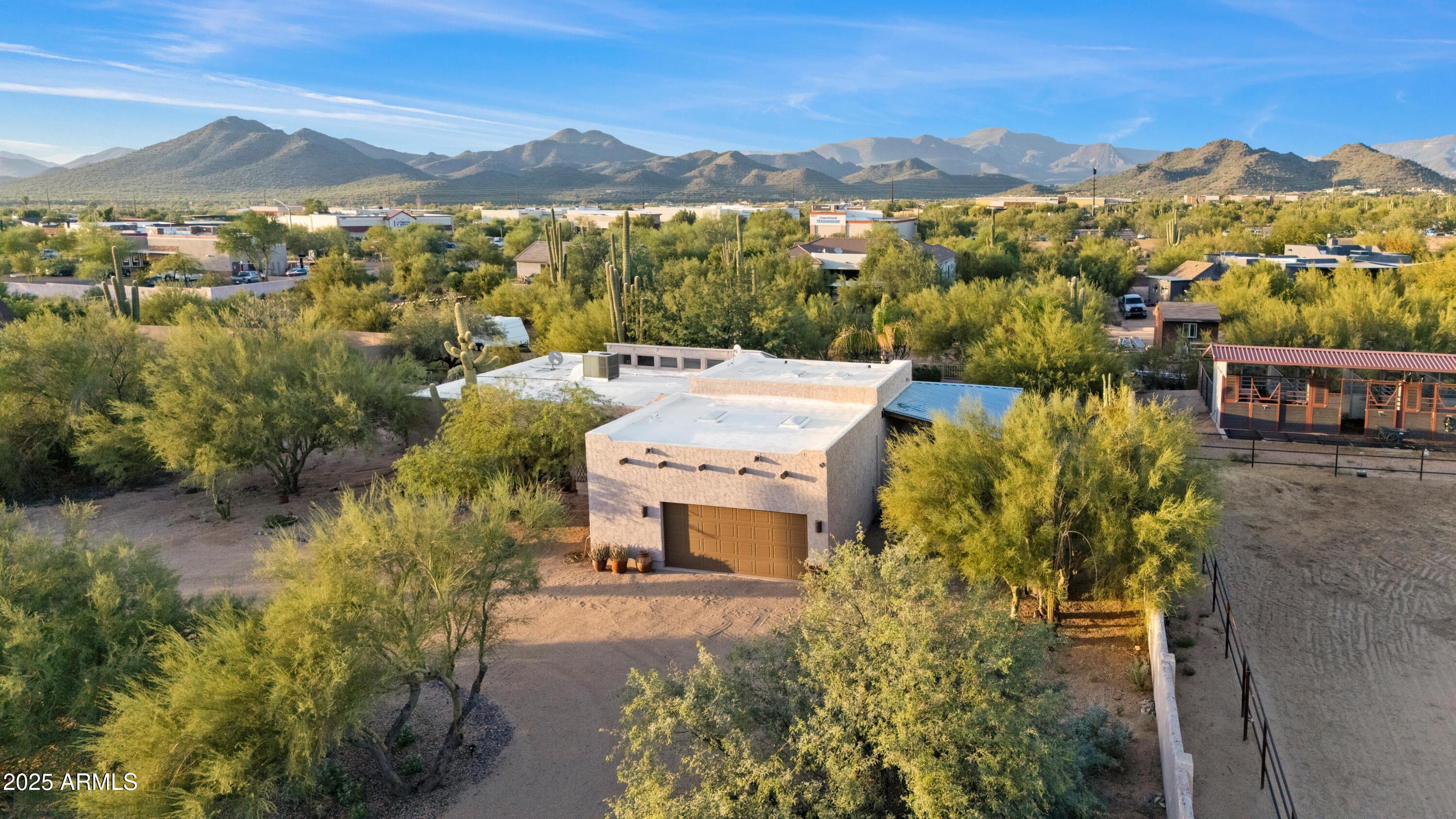 5428 E Yolantha Street