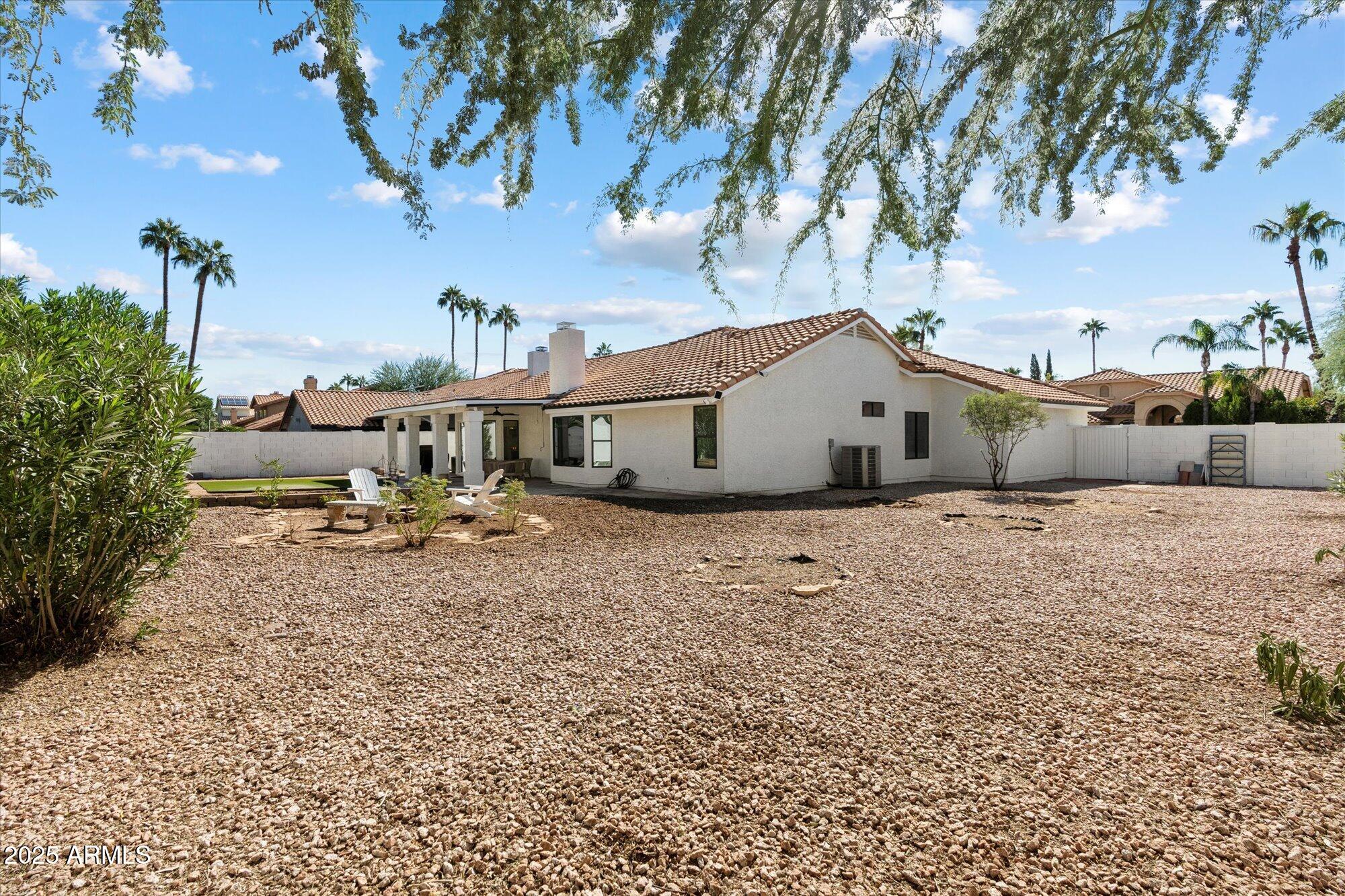 4812 E AIRE LIBRE Avenue