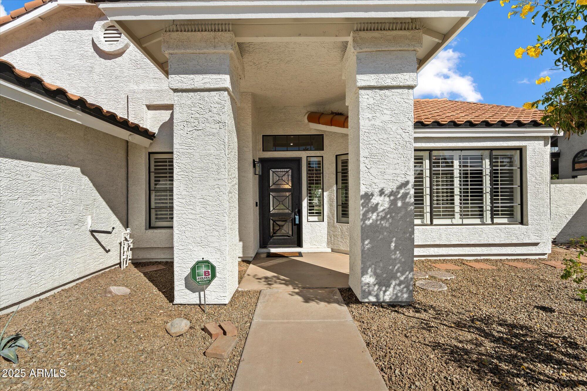 4812 E AIRE LIBRE Avenue