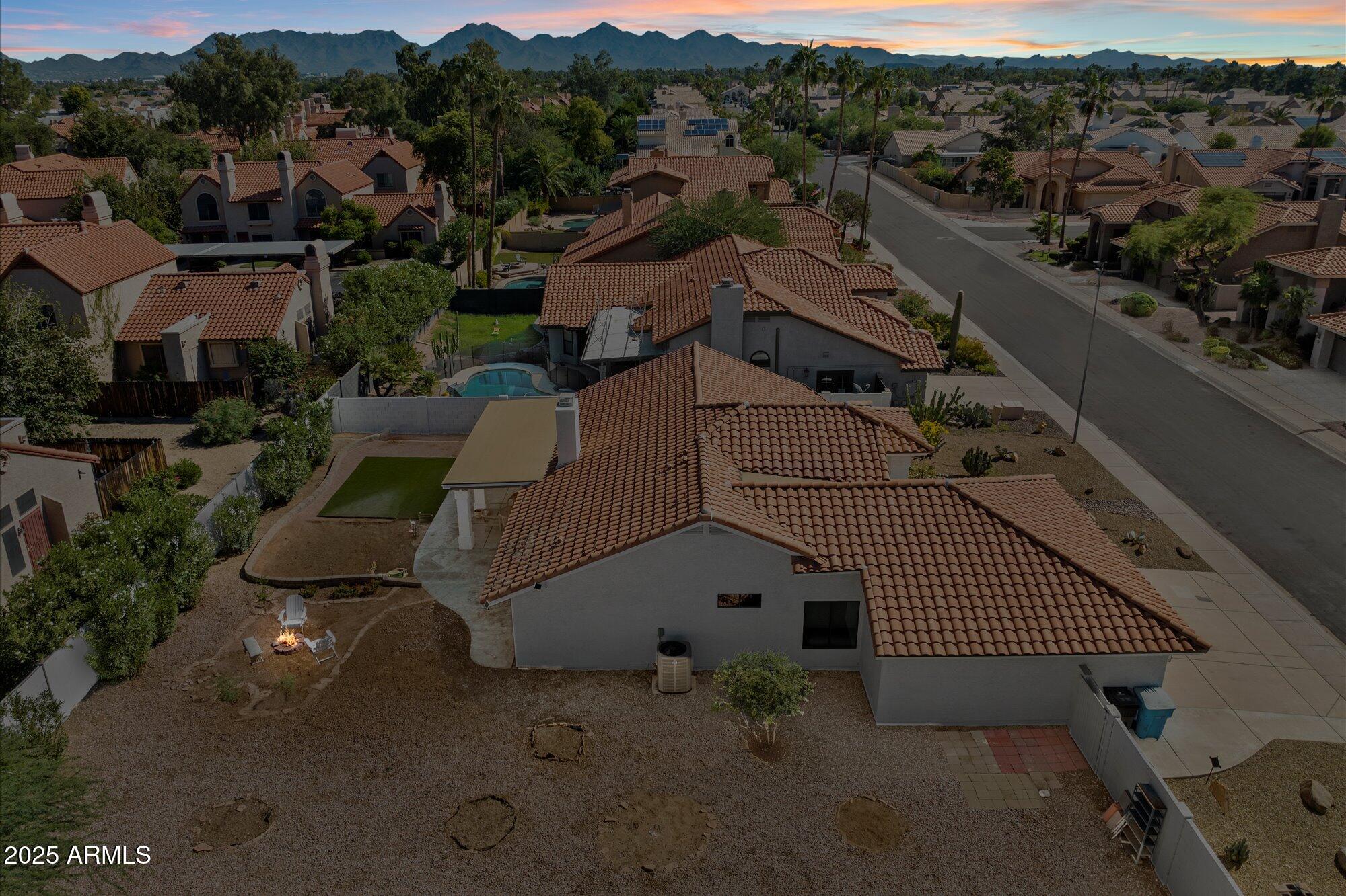 4812 E AIRE LIBRE Avenue