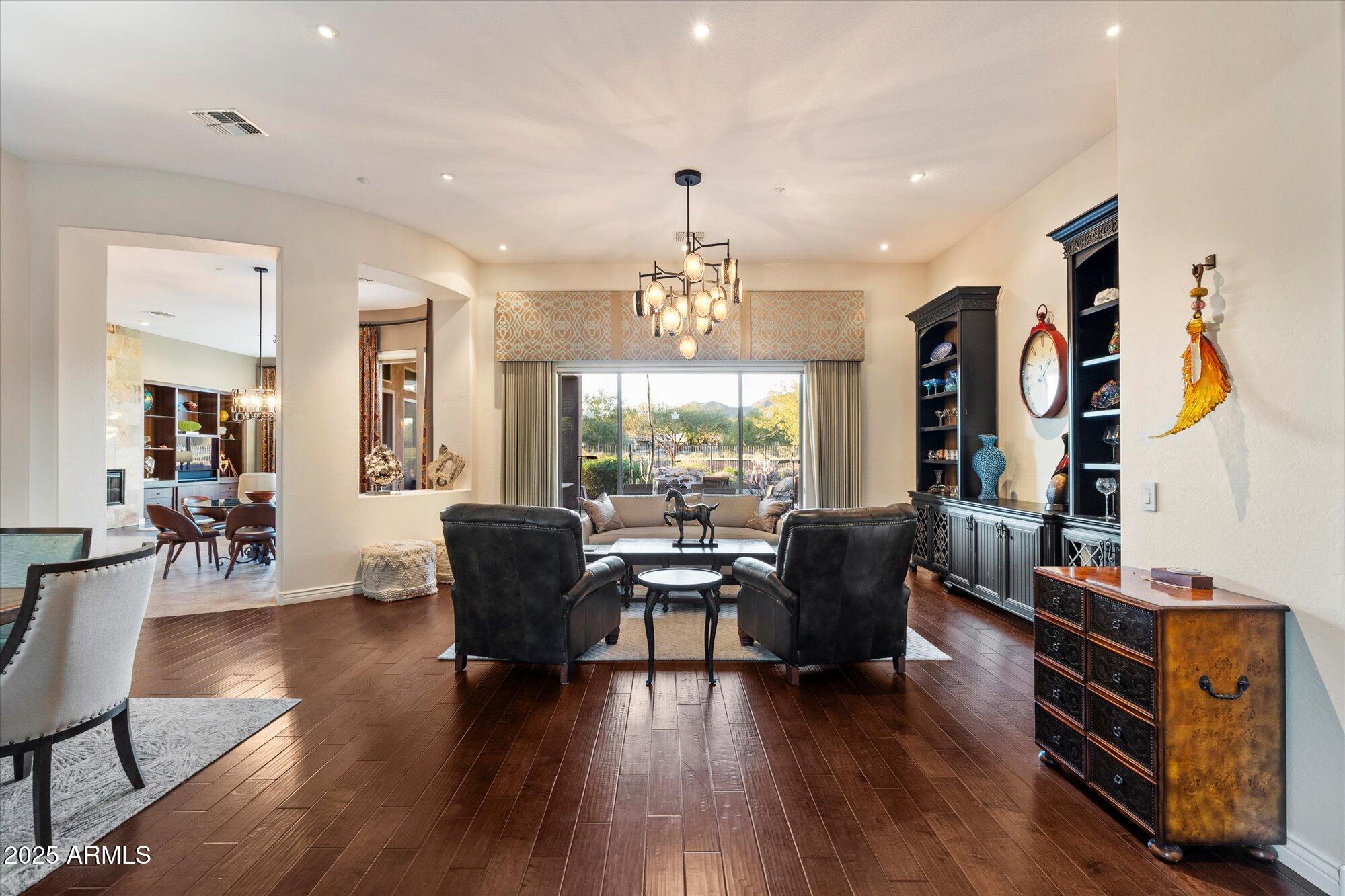 41318 N CLUB POINTE Drive