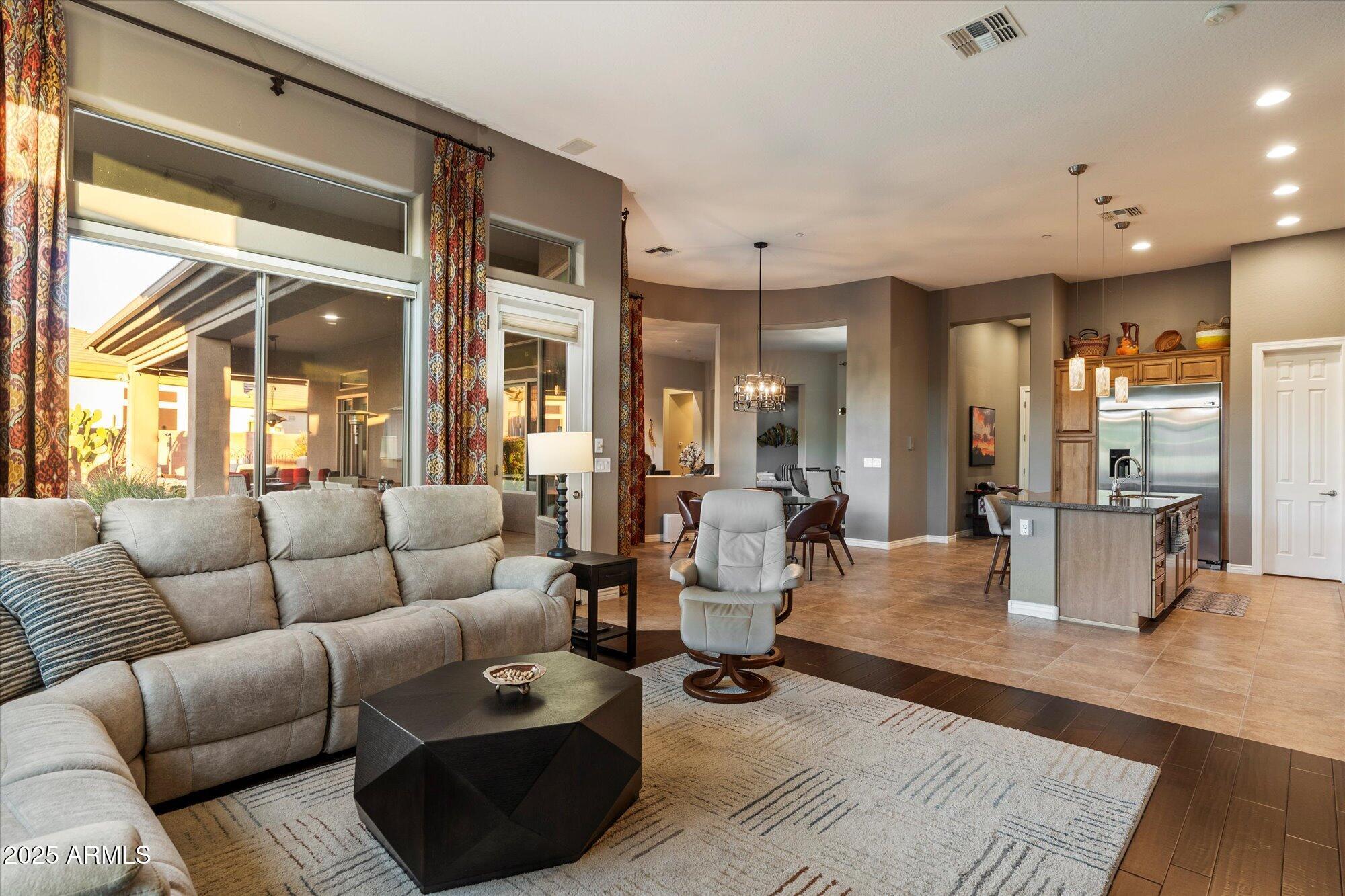 41318 N CLUB POINTE Drive