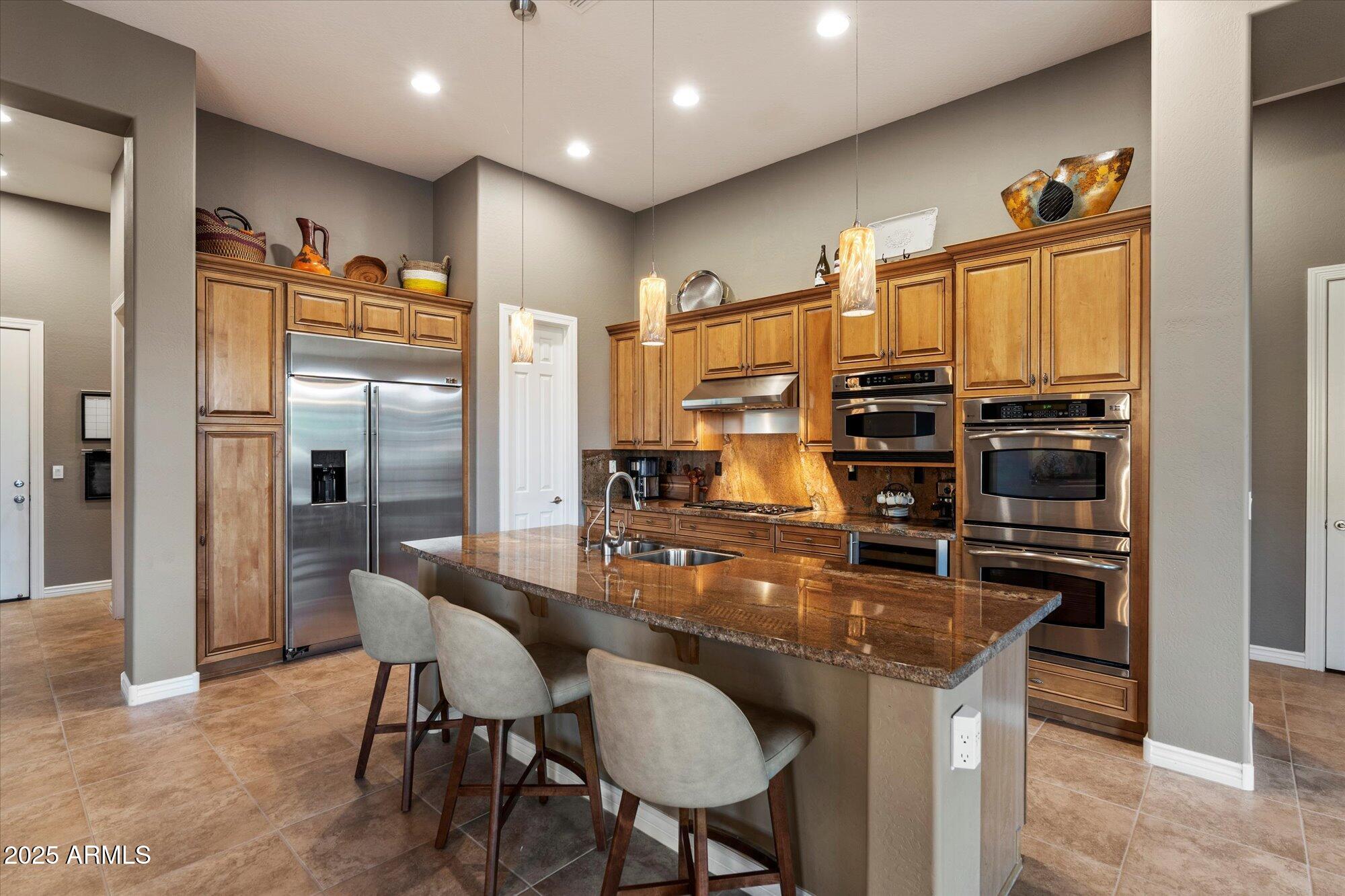 41318 N CLUB POINTE Drive
