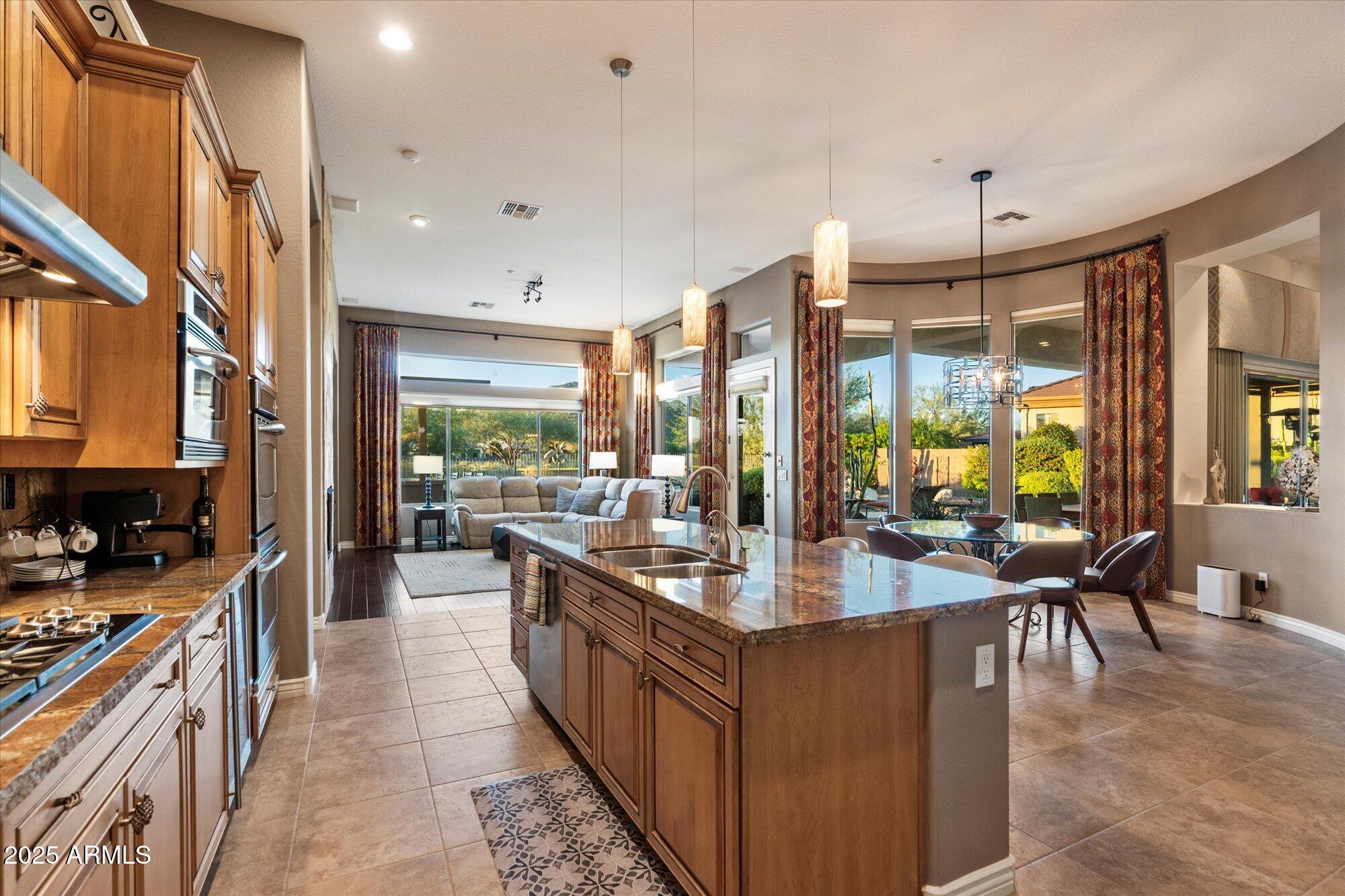 41318 N CLUB POINTE Drive