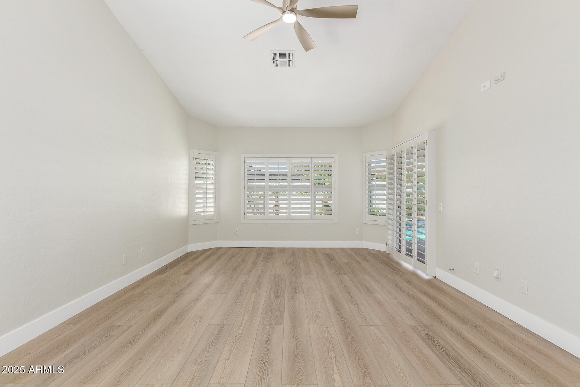 16622 N 60TH Place