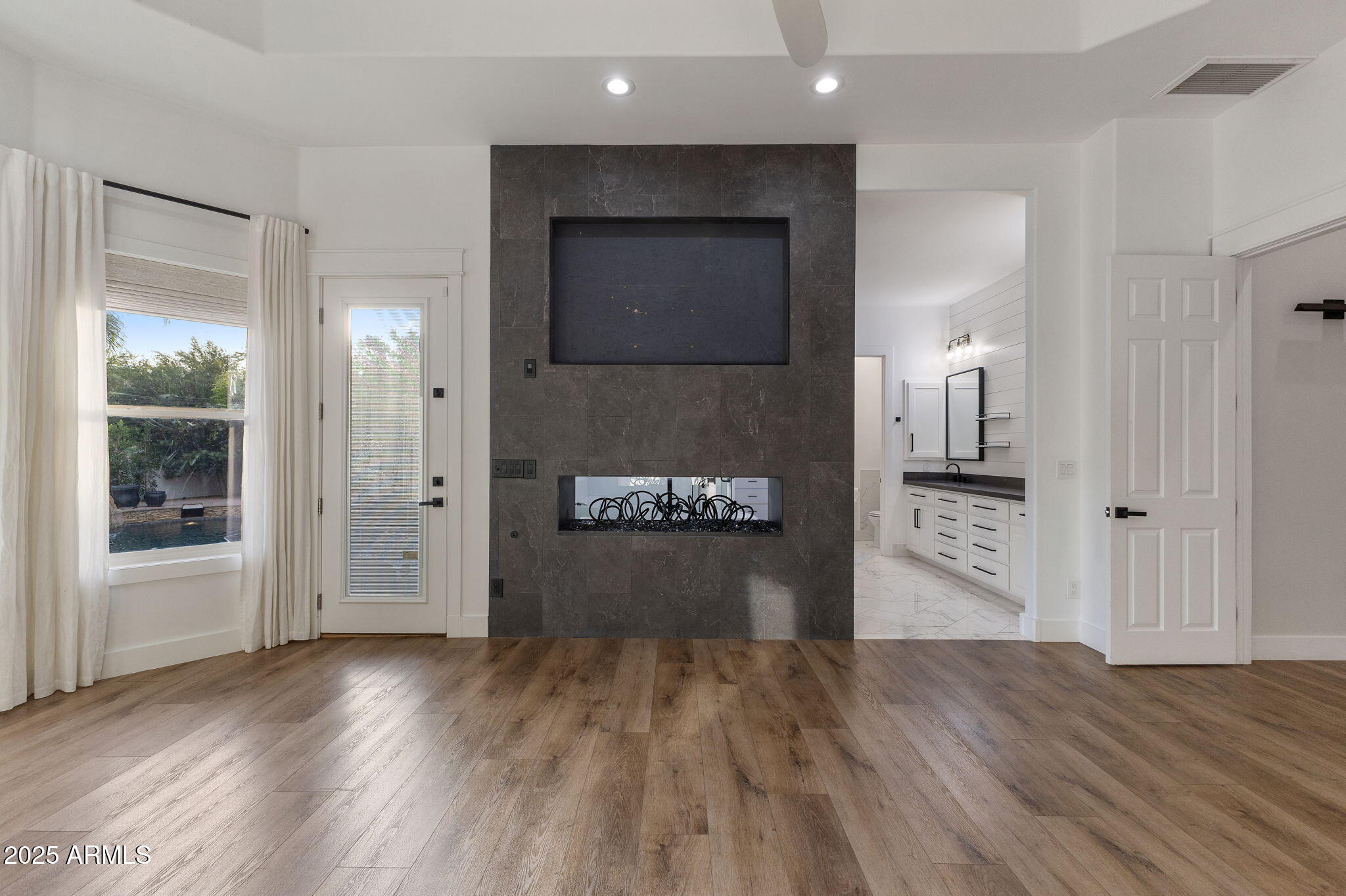 2625 N 24TH Street 3