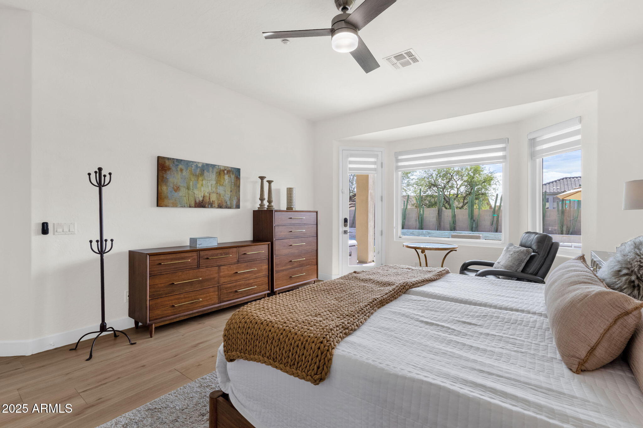 10601 E SHEENA Drive