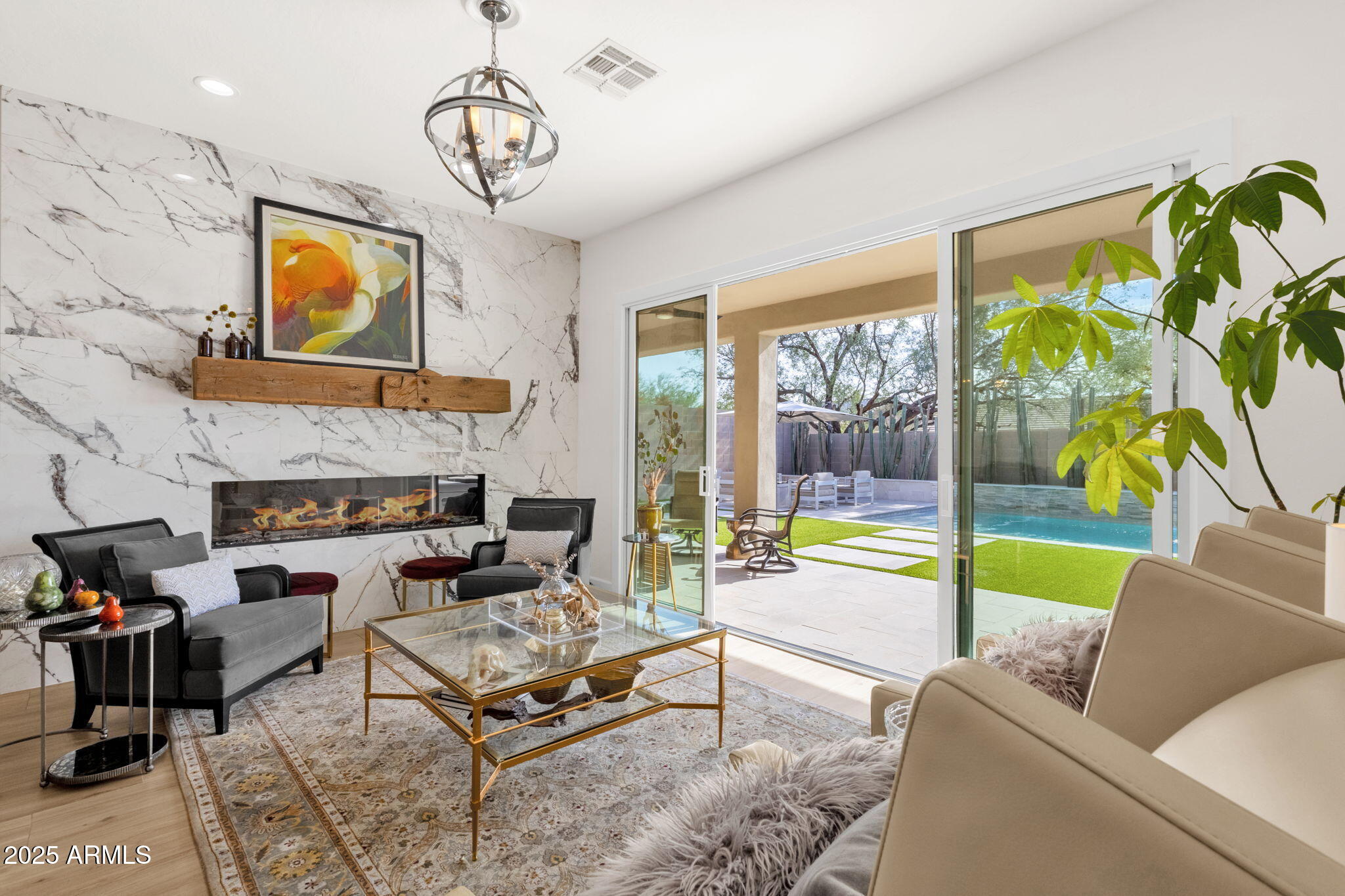 10601 E SHEENA Drive