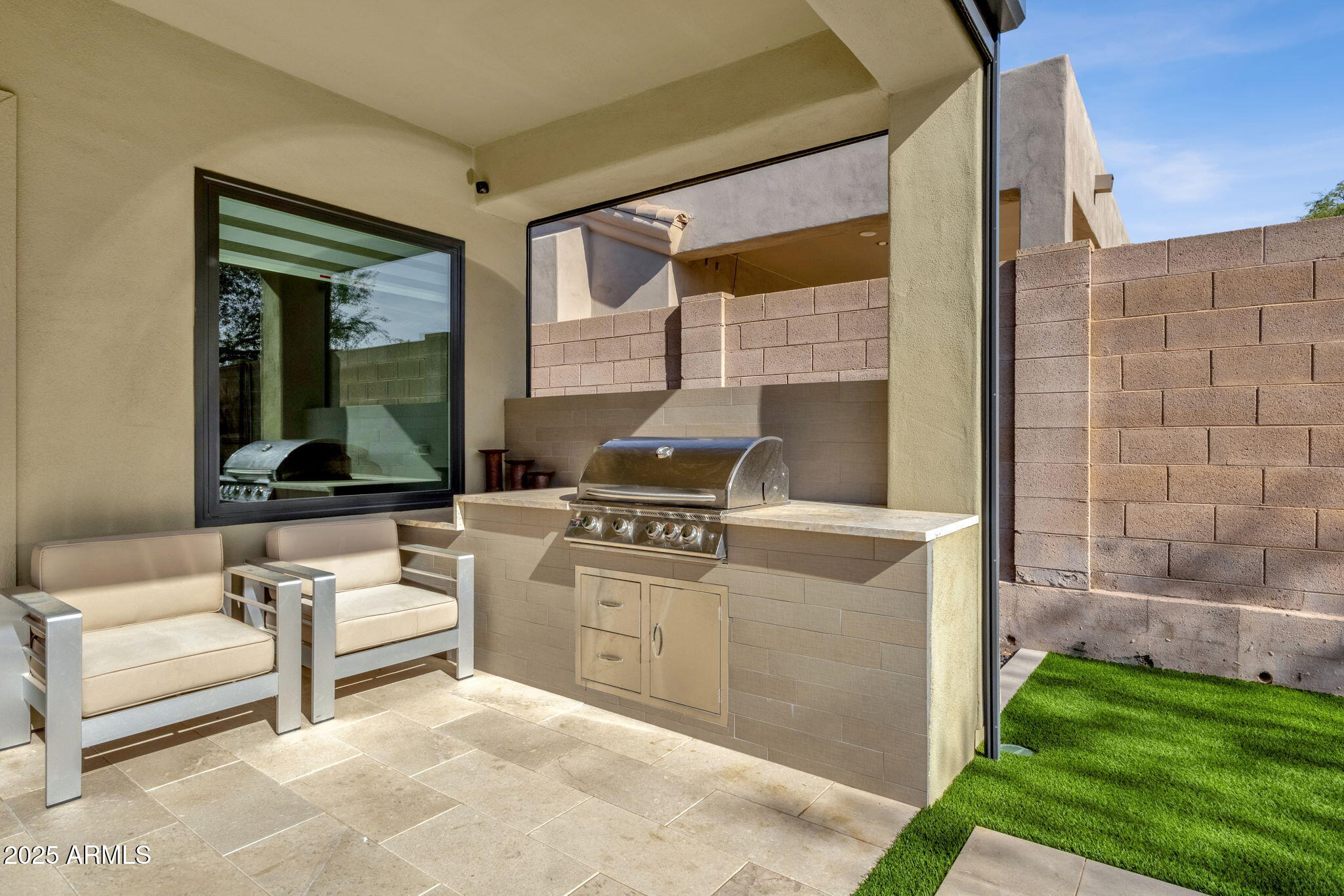 10601 E SHEENA Drive