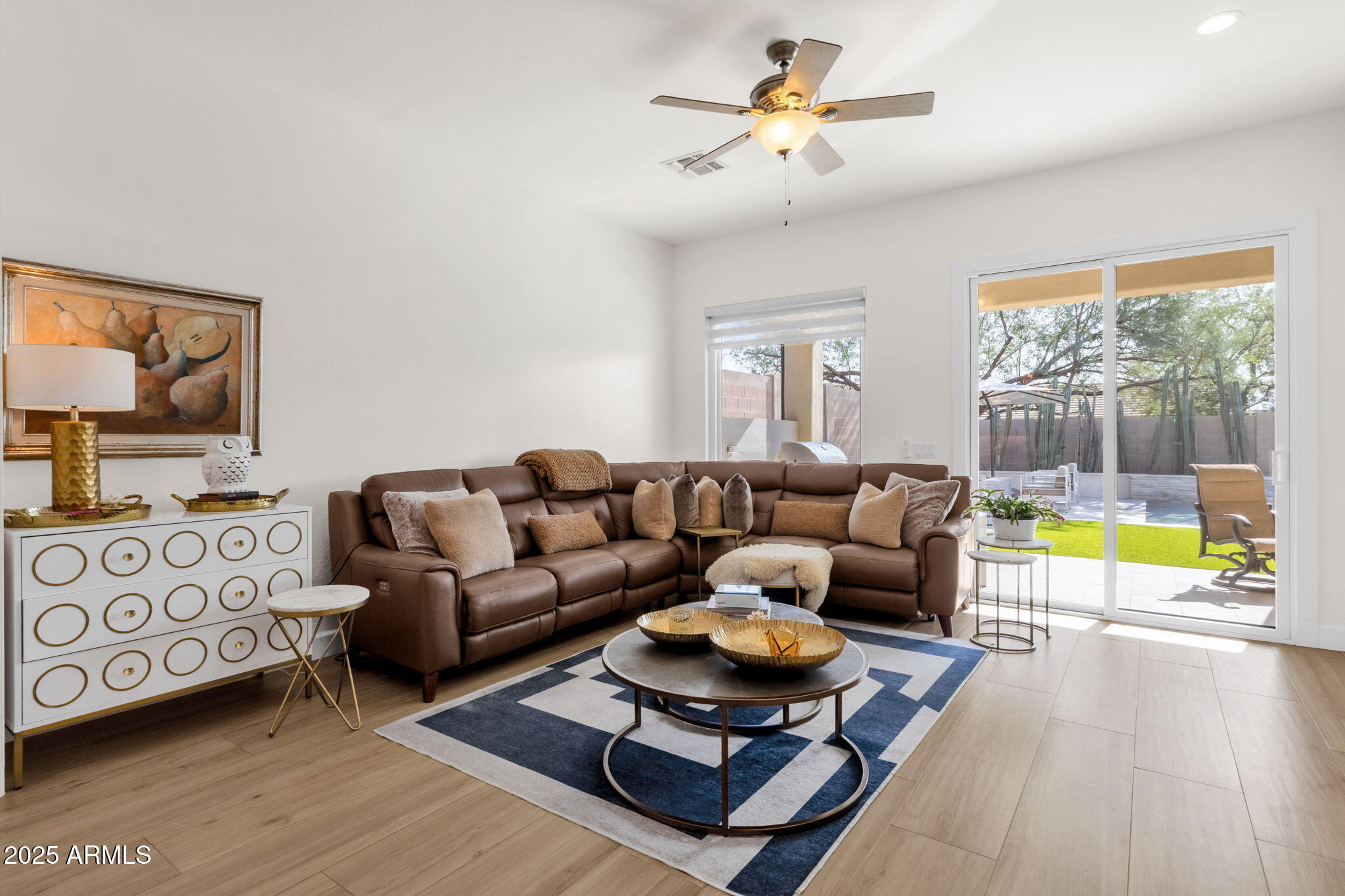 10601 E SHEENA Drive