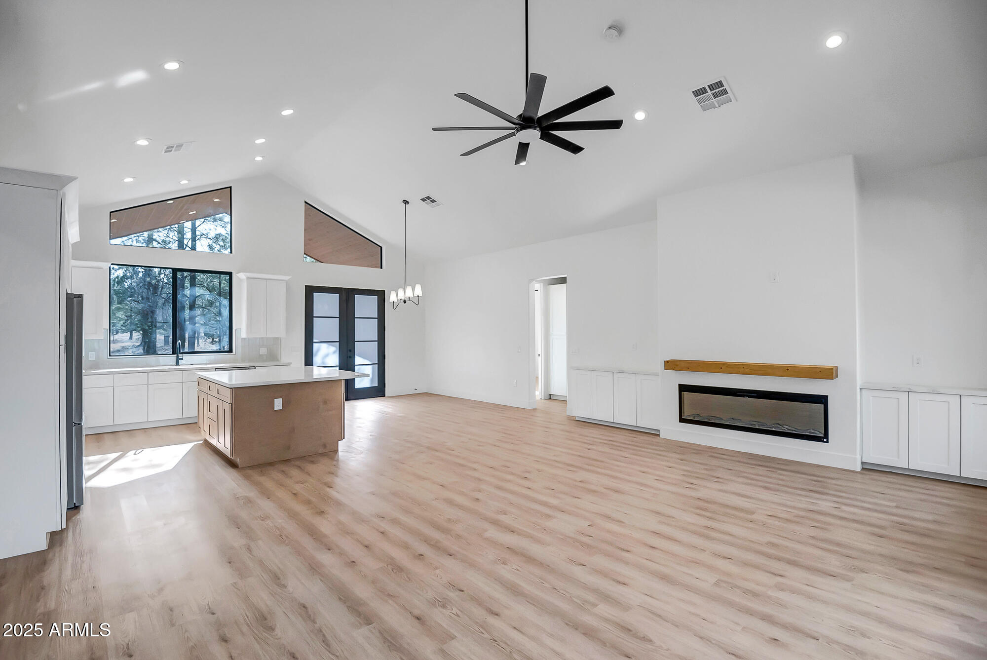 5018 DURANGO Drive