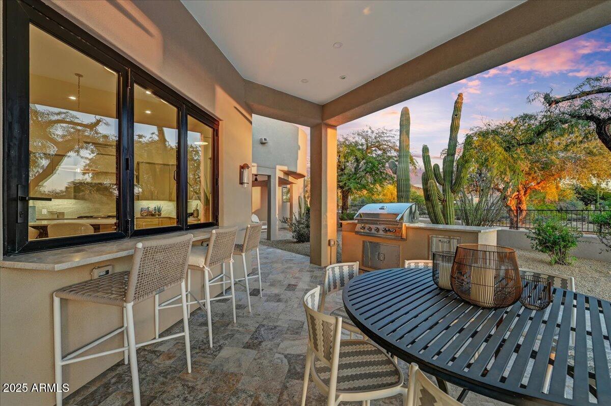 9219 E LOS GATOS Drive