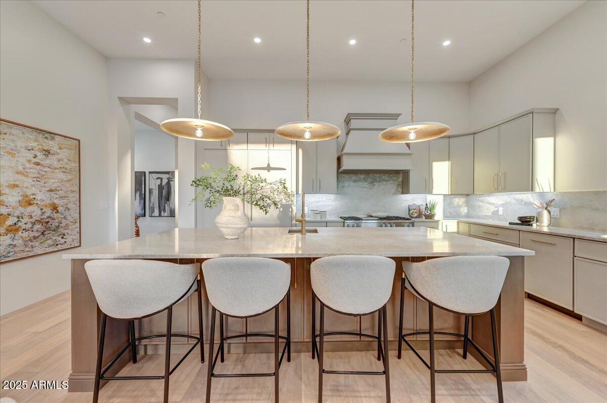 9219 E LOS GATOS Drive