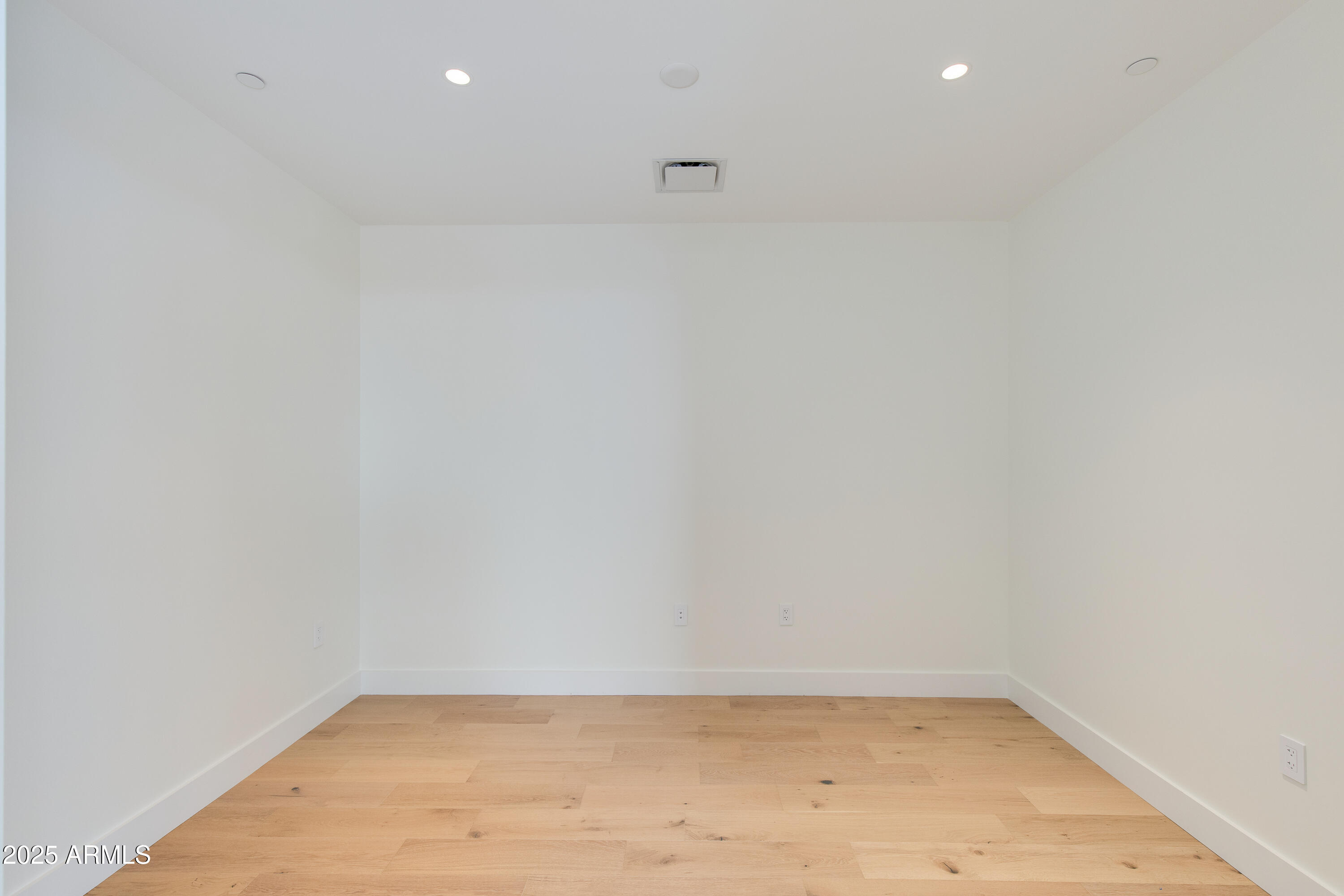 4849 N Camelback Ridge Drive A202