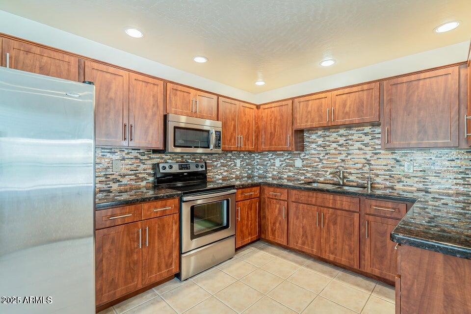 16801 N 94TH Street 1028