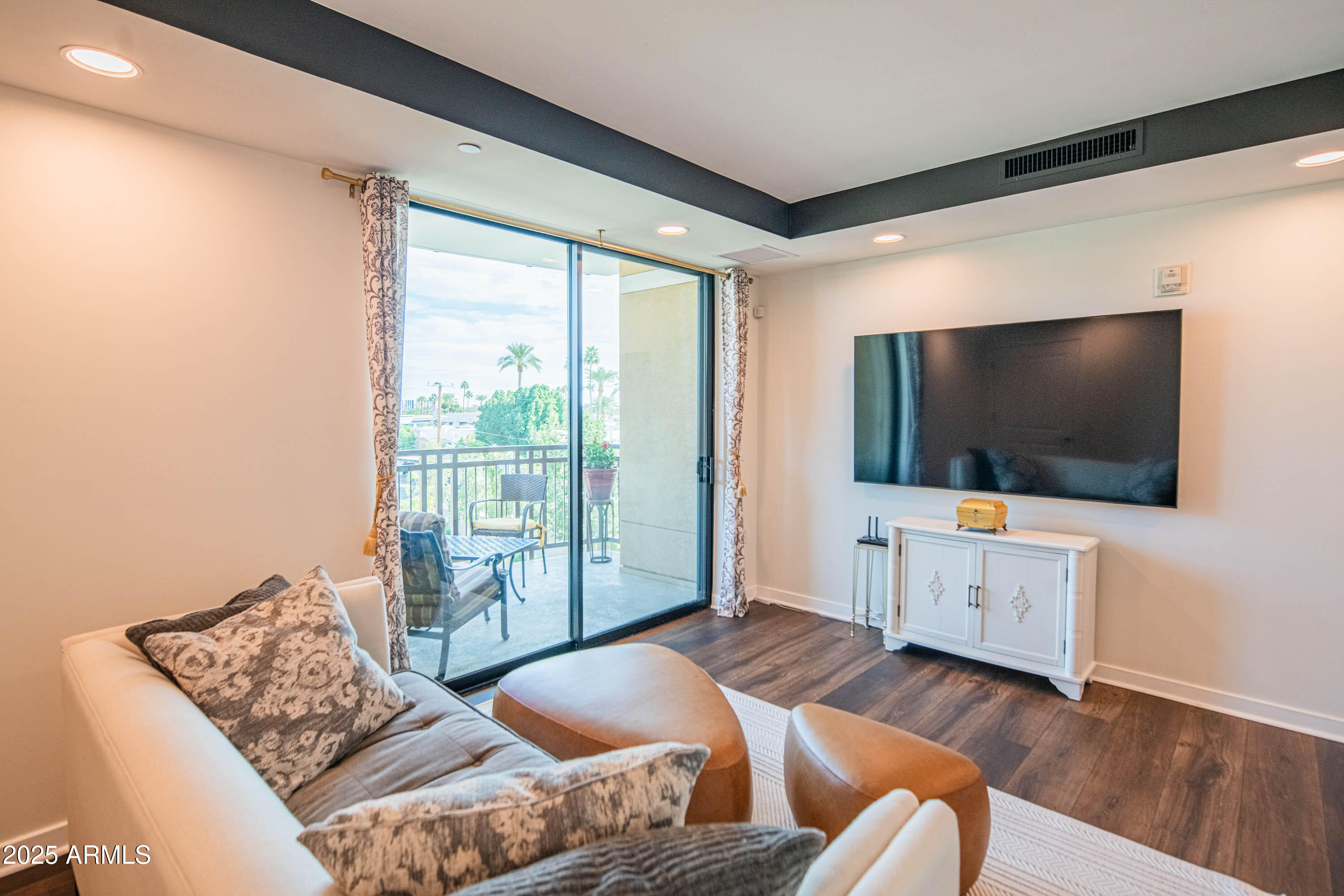 6803 E MAIN Street 3308