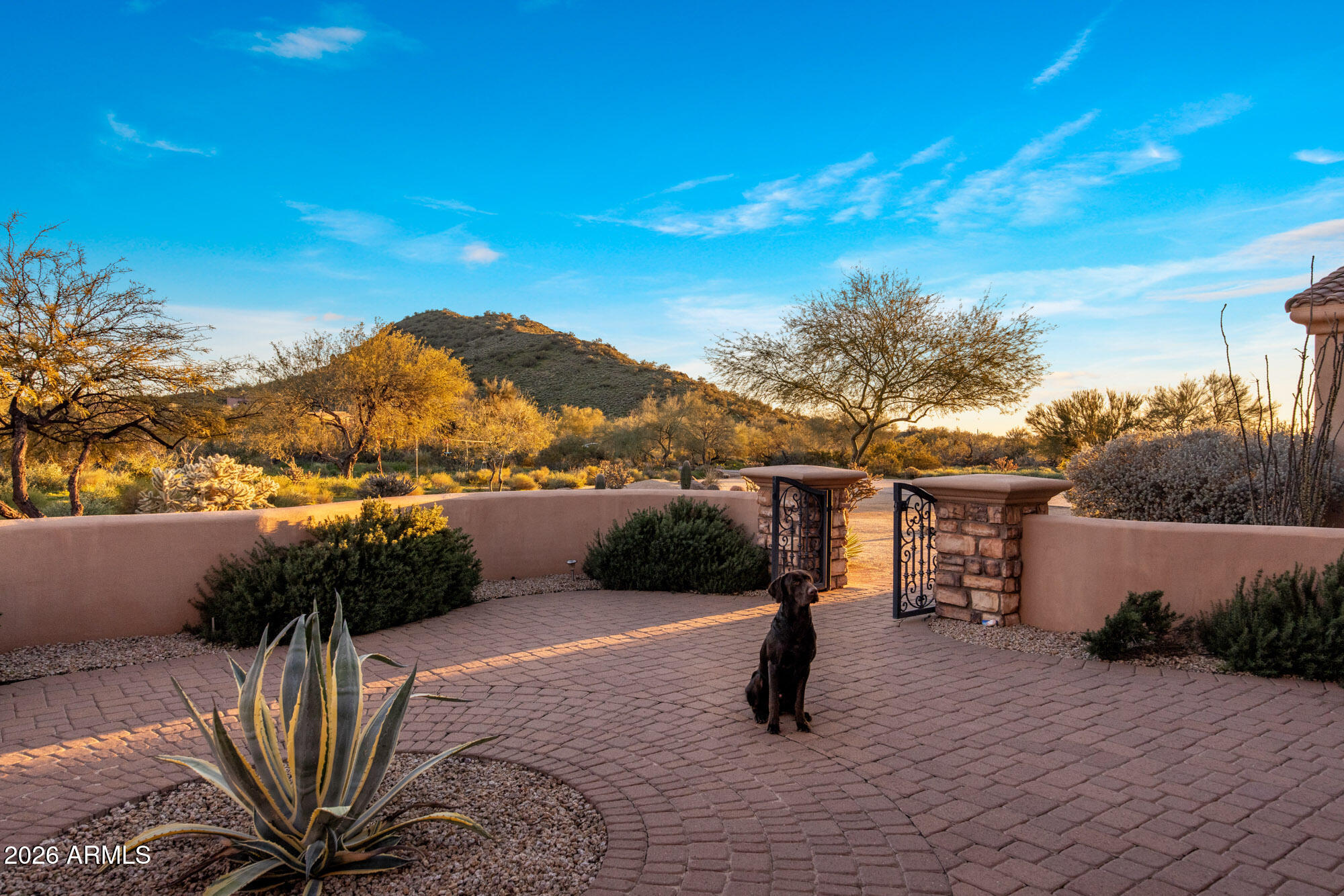 8024 E LONE MOUNTAIN Road