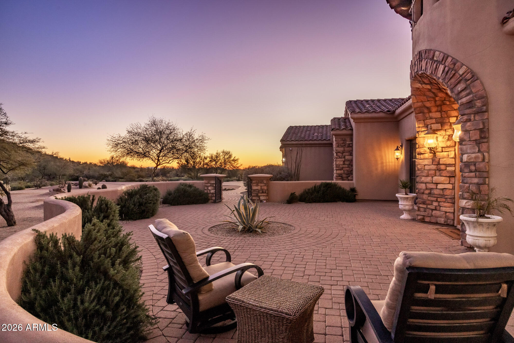 8024 E LONE MOUNTAIN Road