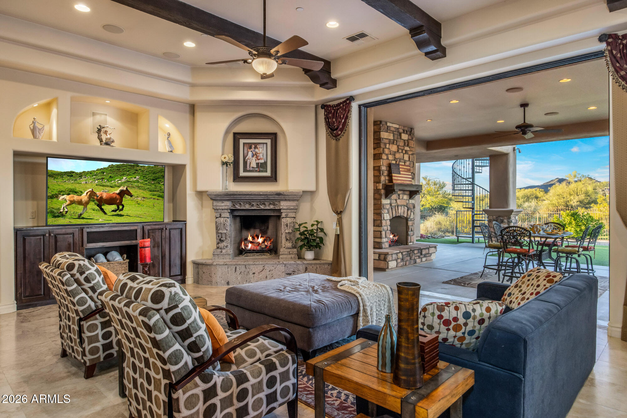 8024 E LONE MOUNTAIN Road