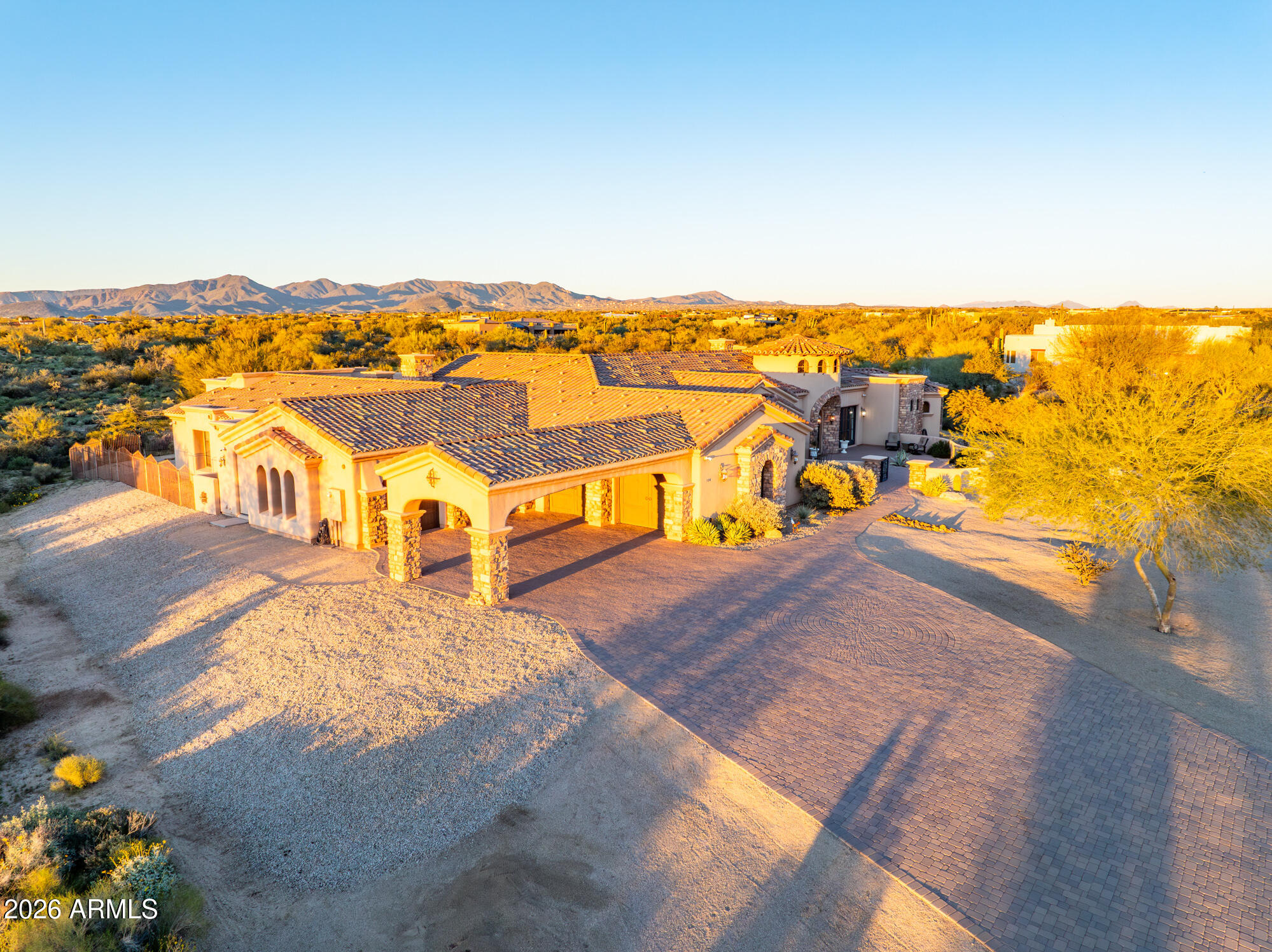 8024 E LONE MOUNTAIN Road