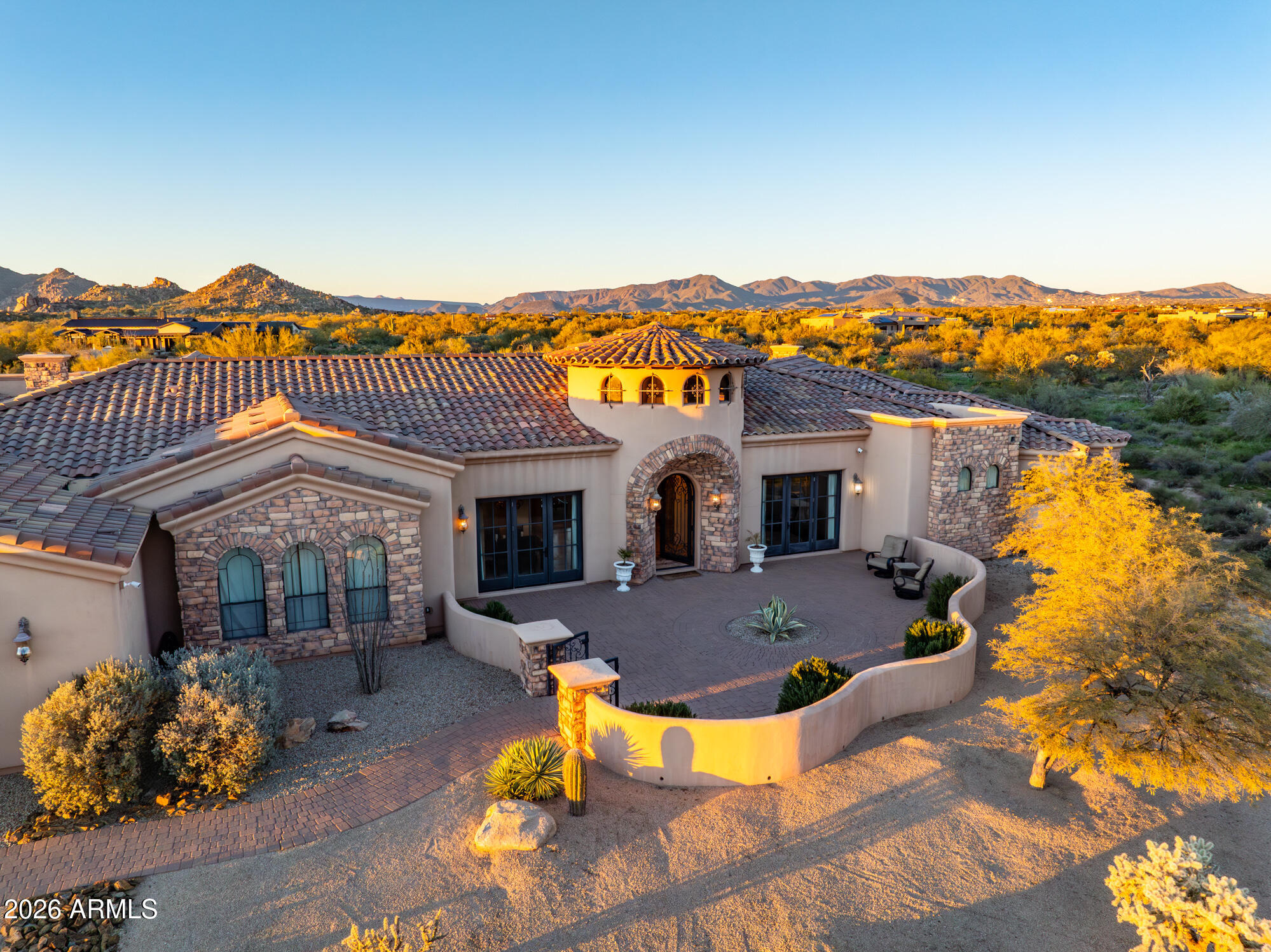 8024 E LONE MOUNTAIN Road