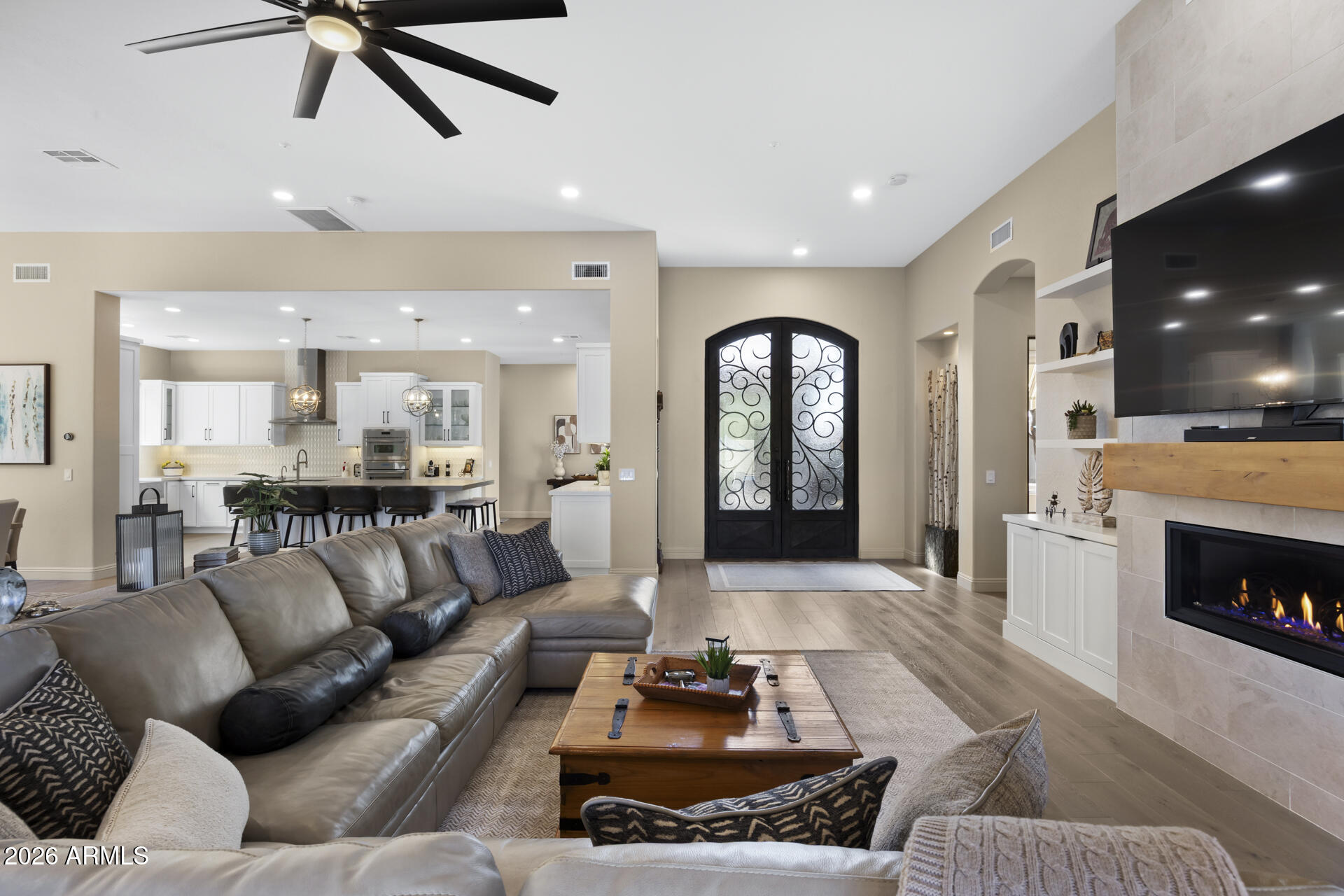 8084 E WINDWOOD Lane