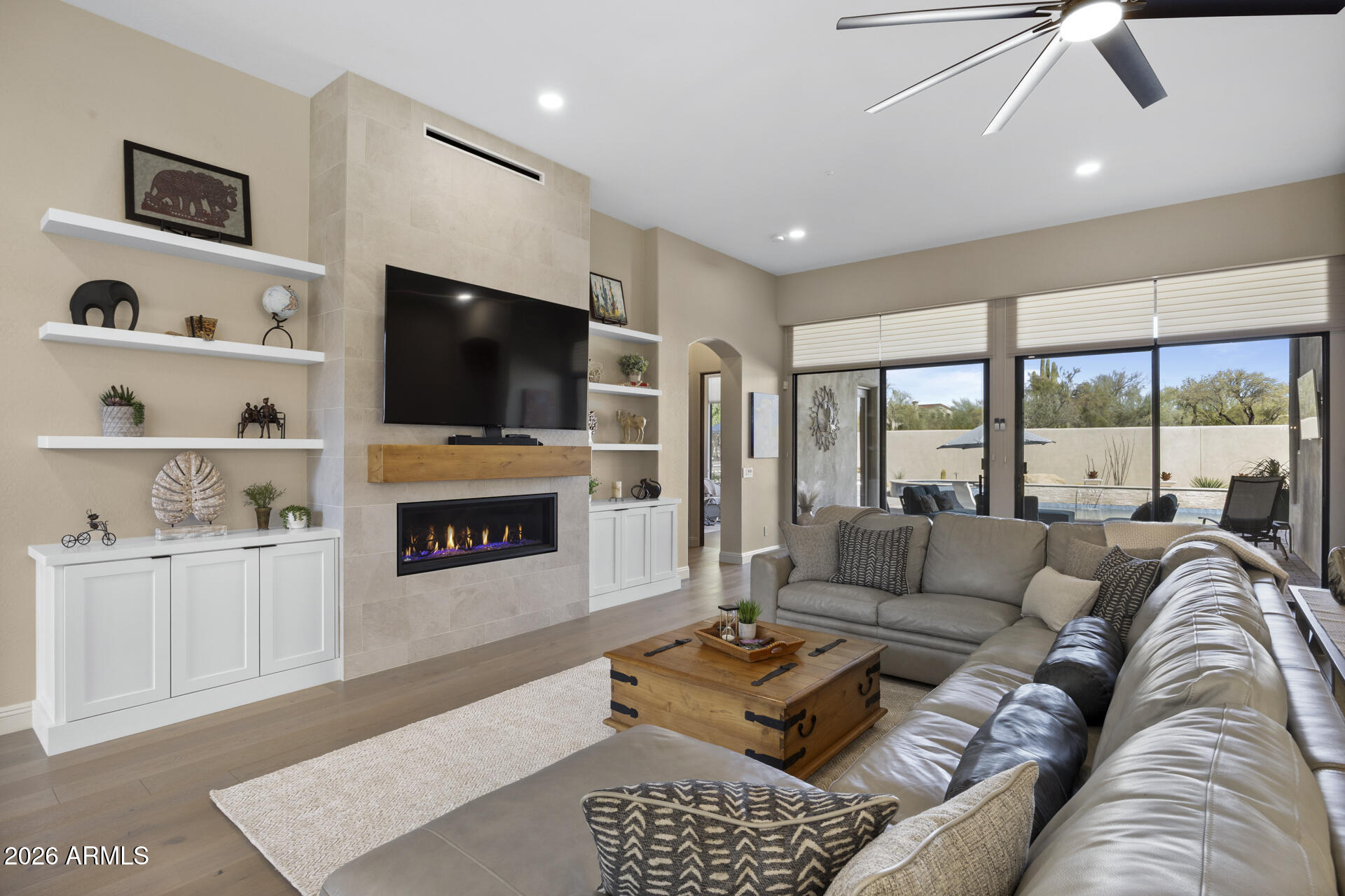 8084 E WINDWOOD Lane