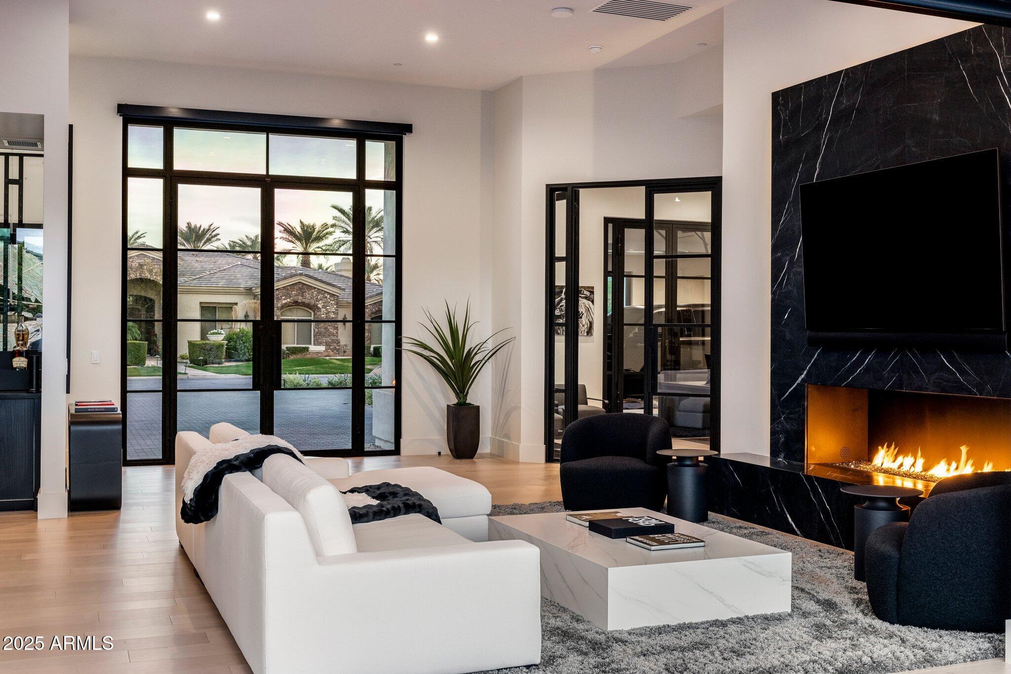 7120 E PARADISE RANCH Road