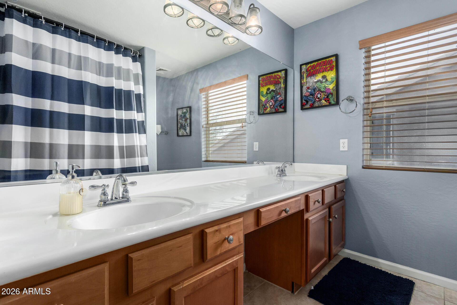 7043 W JACKRABBIT Lane