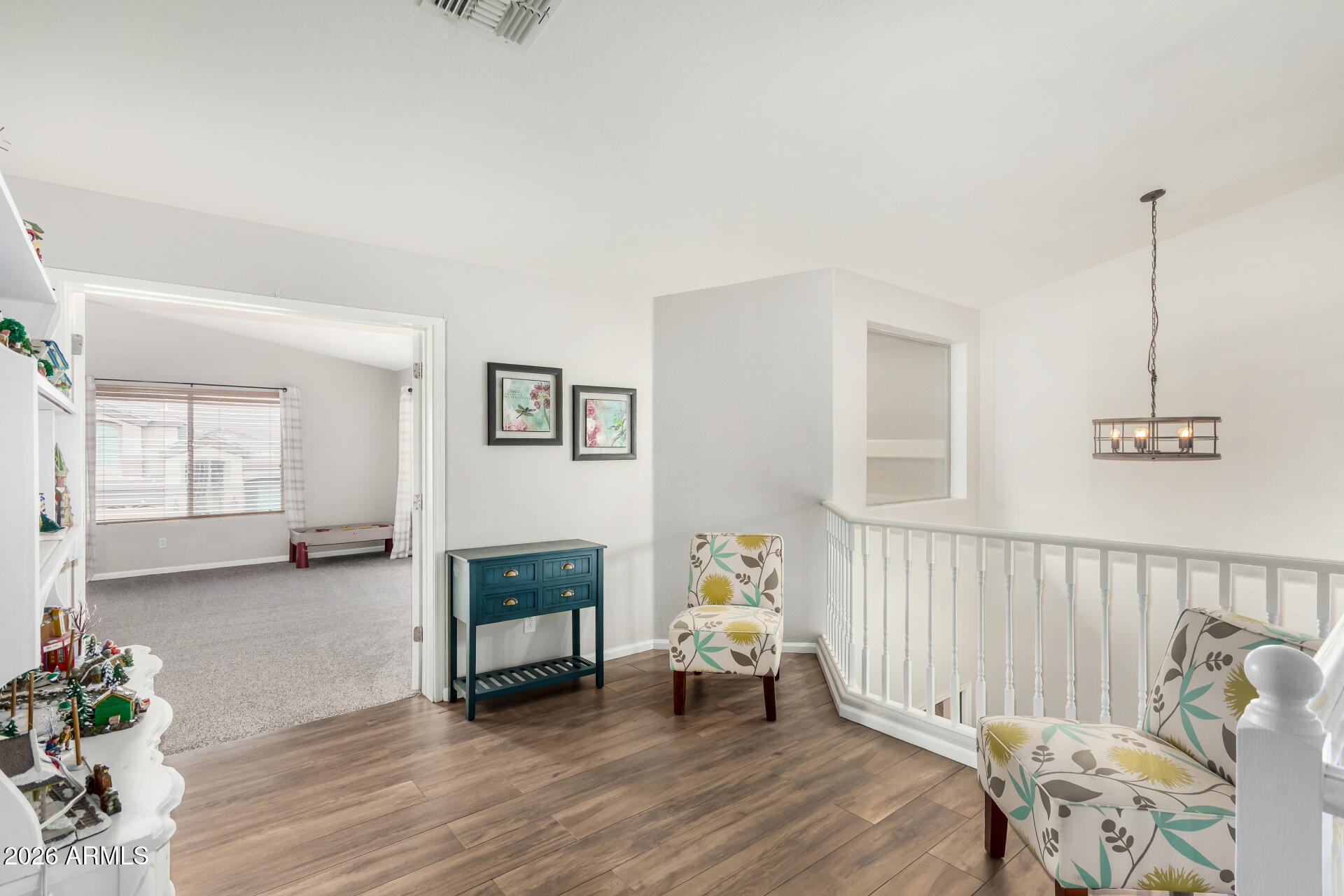 7043 W JACKRABBIT Lane