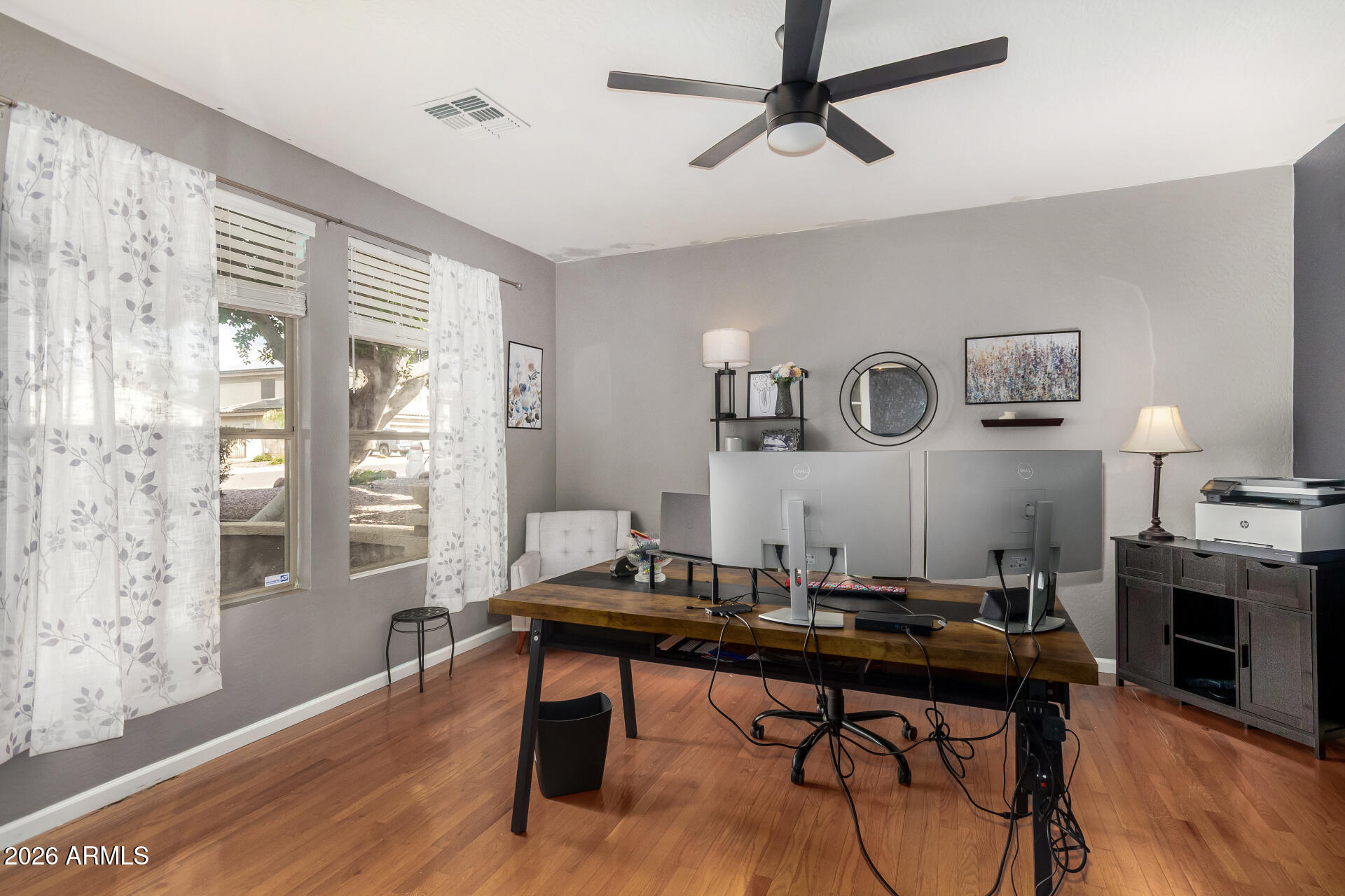 7043 W JACKRABBIT Lane