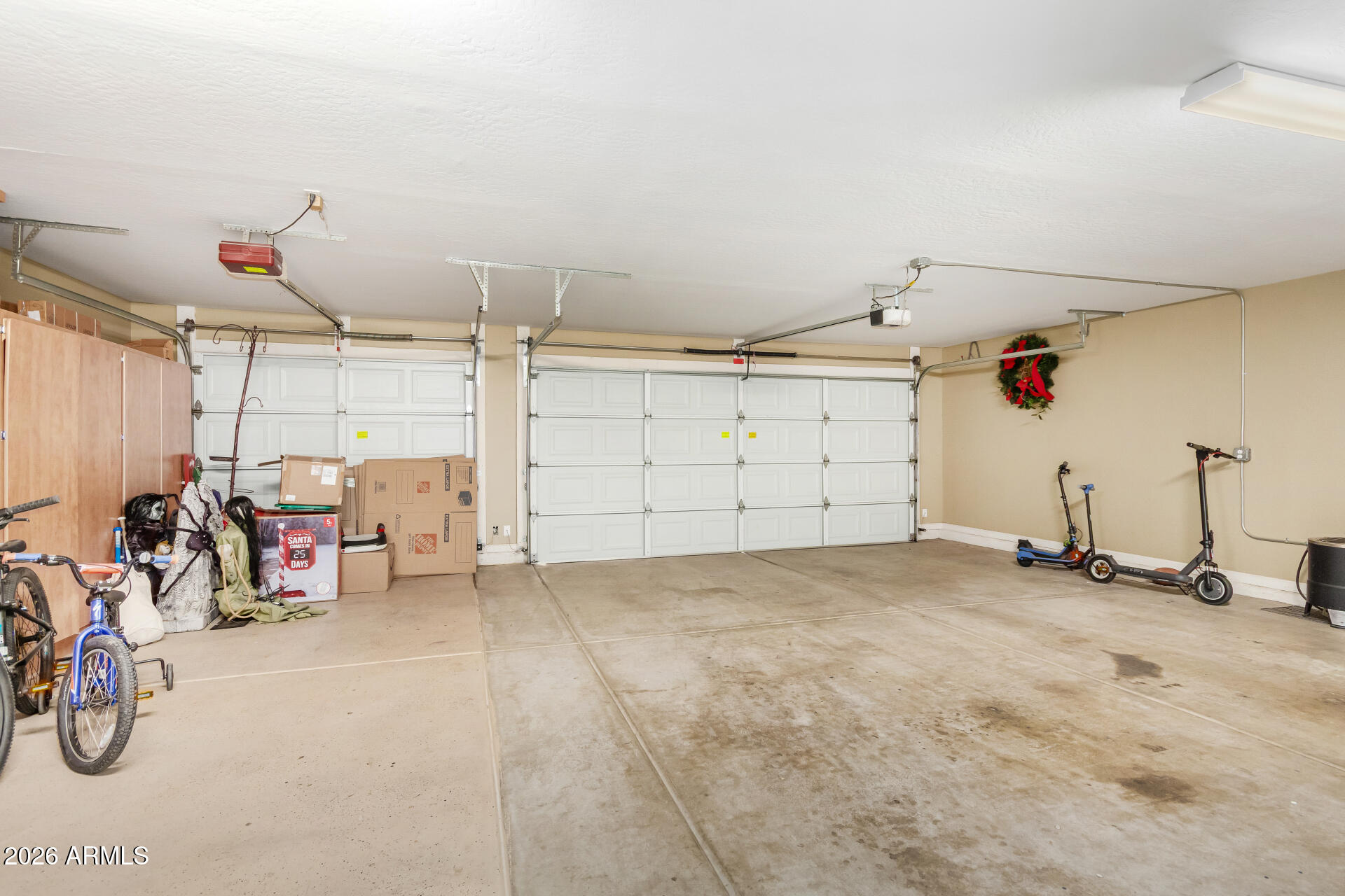 7043 W JACKRABBIT Lane