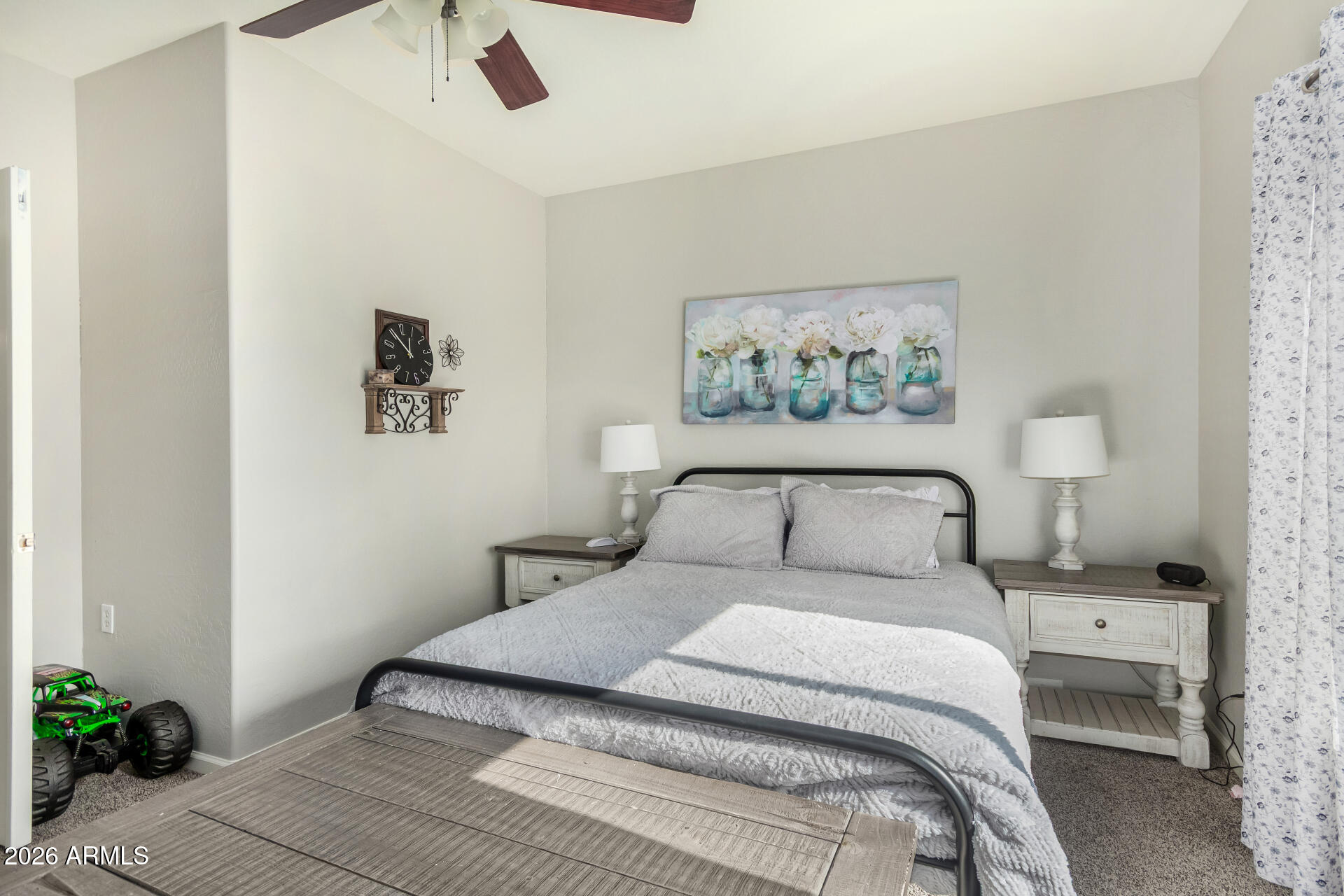 7043 W JACKRABBIT Lane