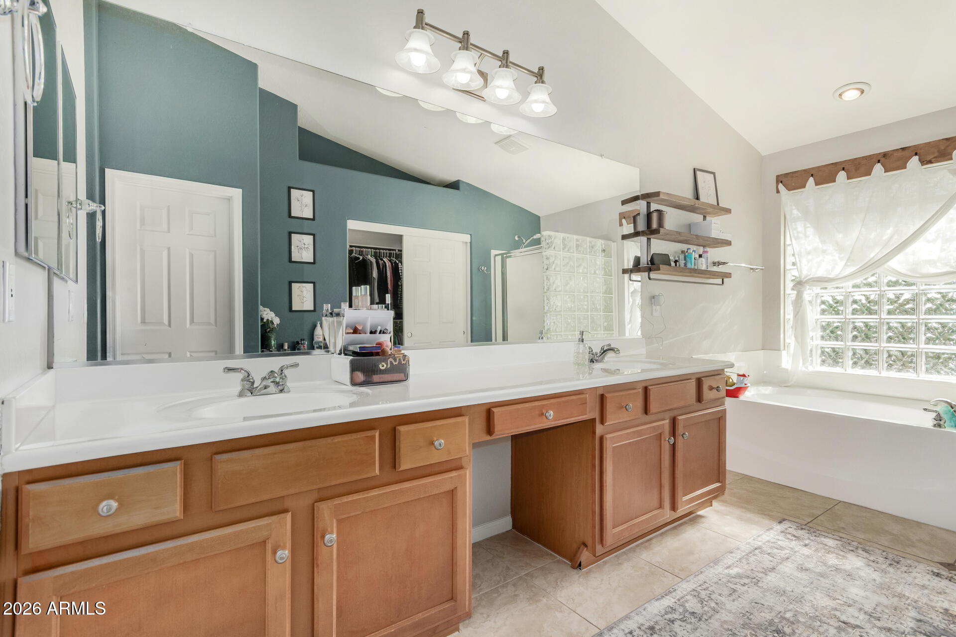 7043 W JACKRABBIT Lane