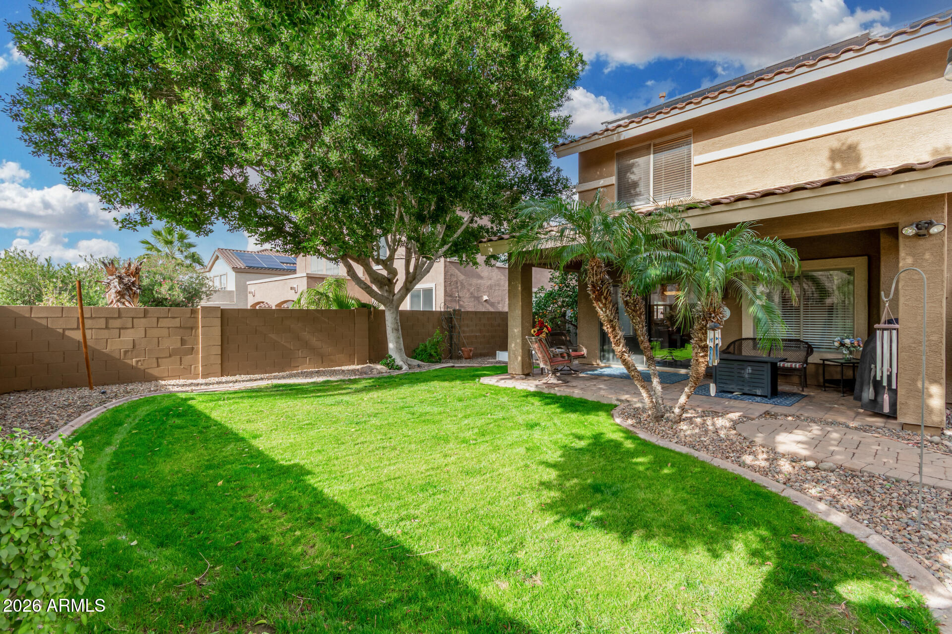 7043 W JACKRABBIT Lane