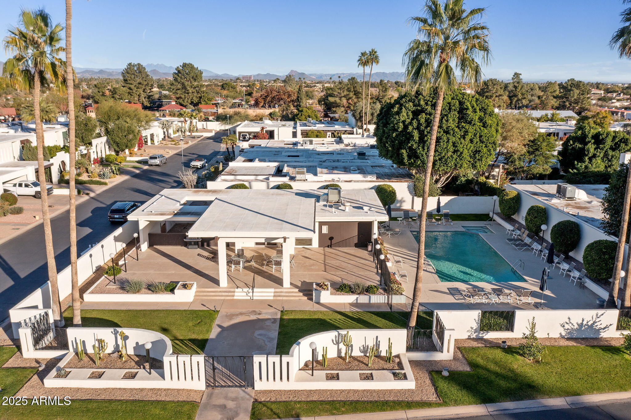 7242 E JOSHUA TREE Lane