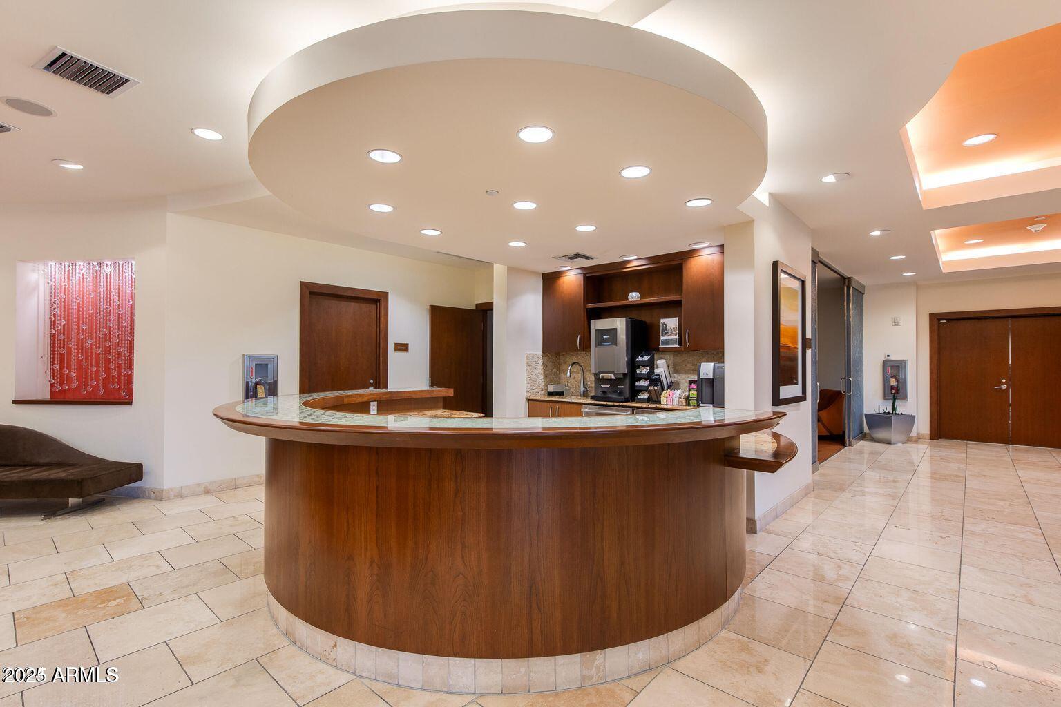 6803 E MAIN Street 3307