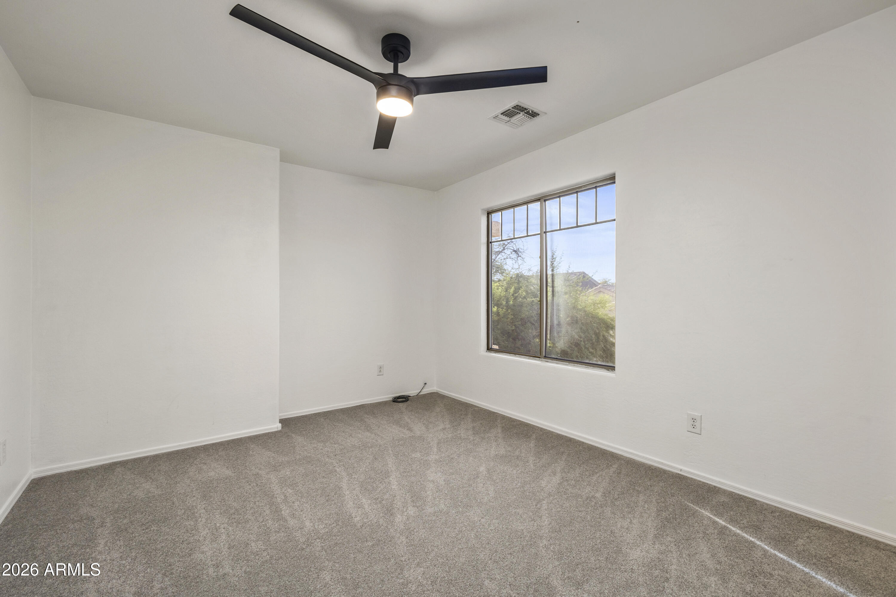 2538 E MINE CREEK Road