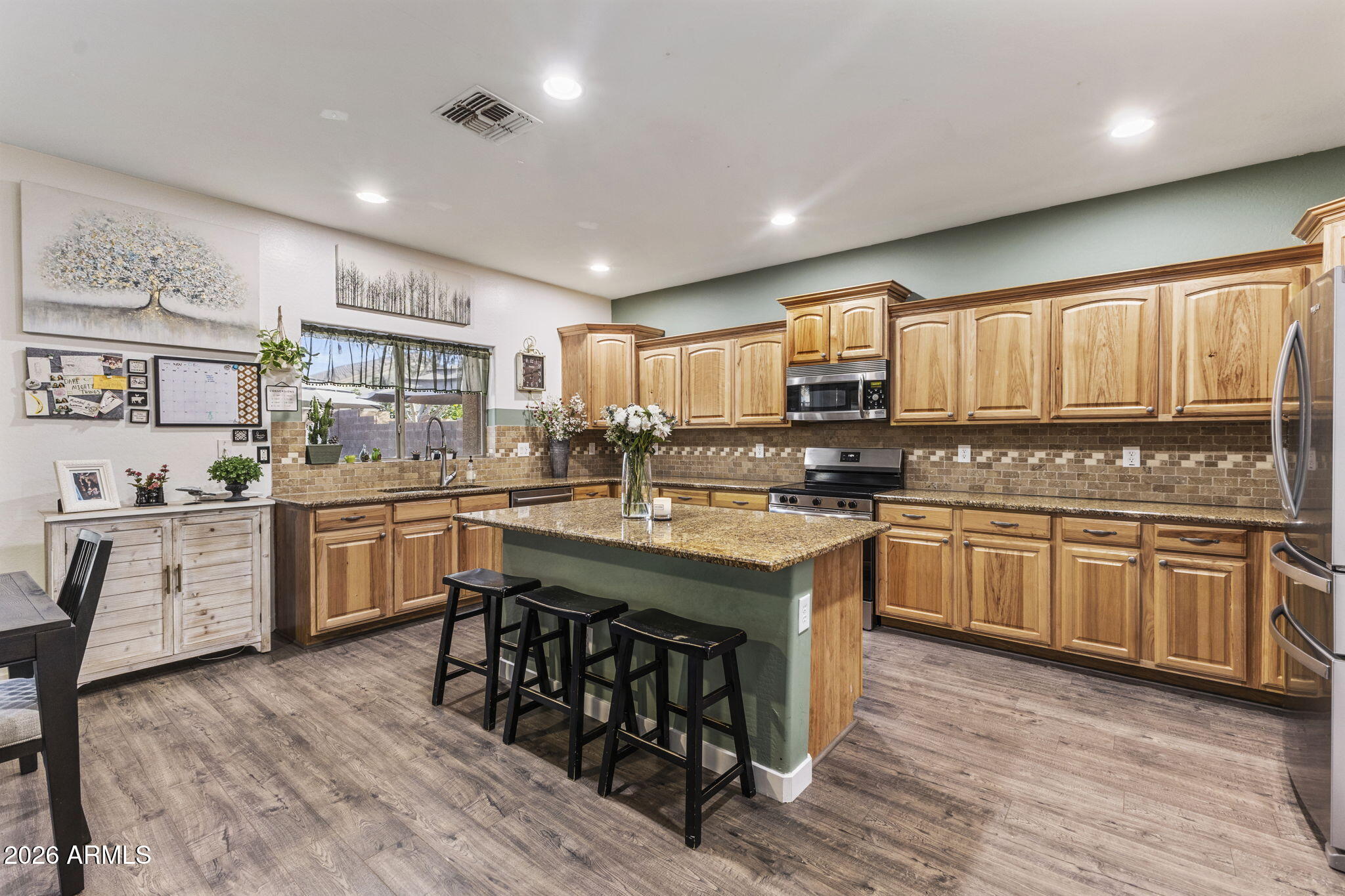 2538 E MINE CREEK Road